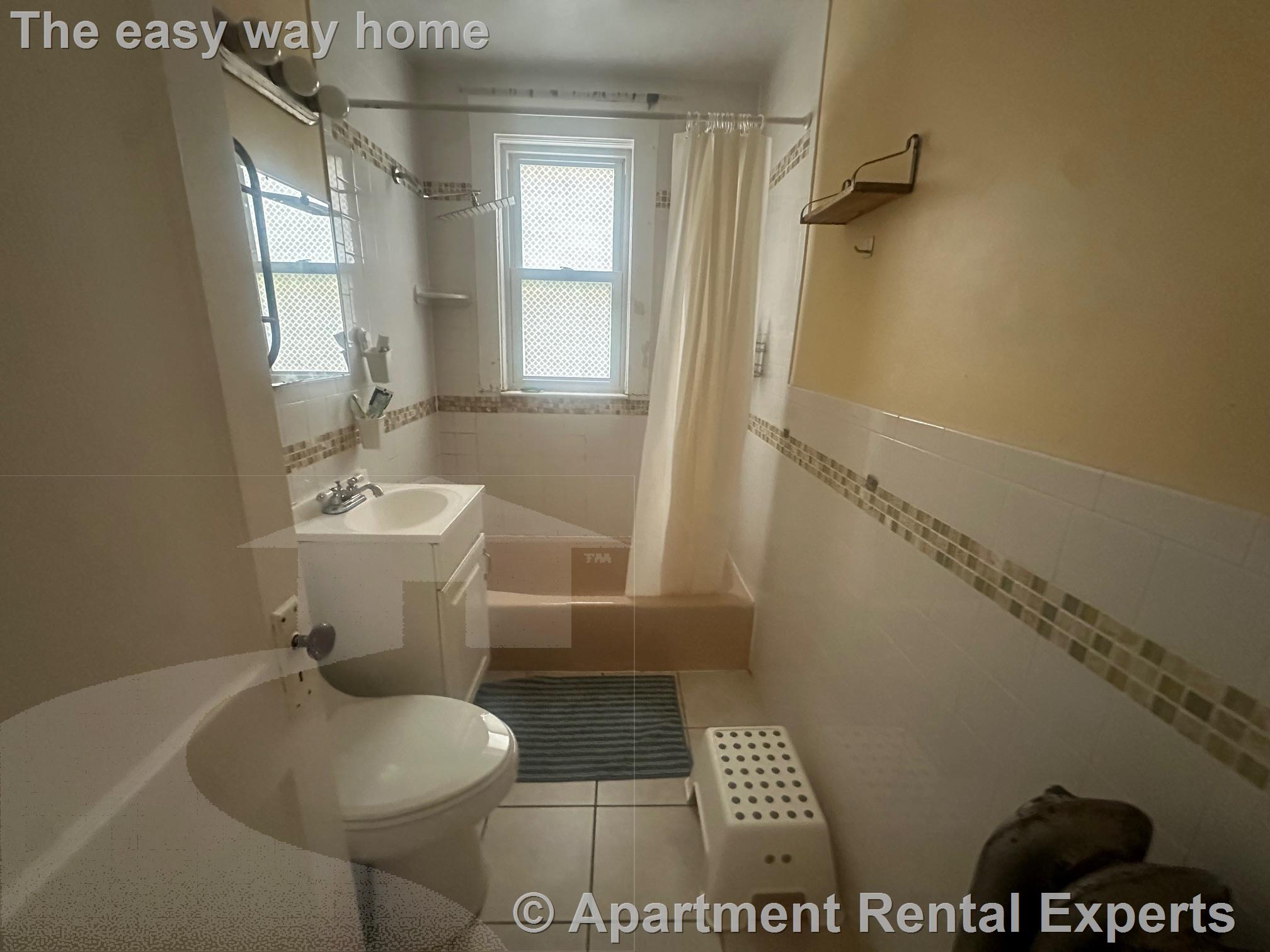 39 Waterhouse St, Teele Square