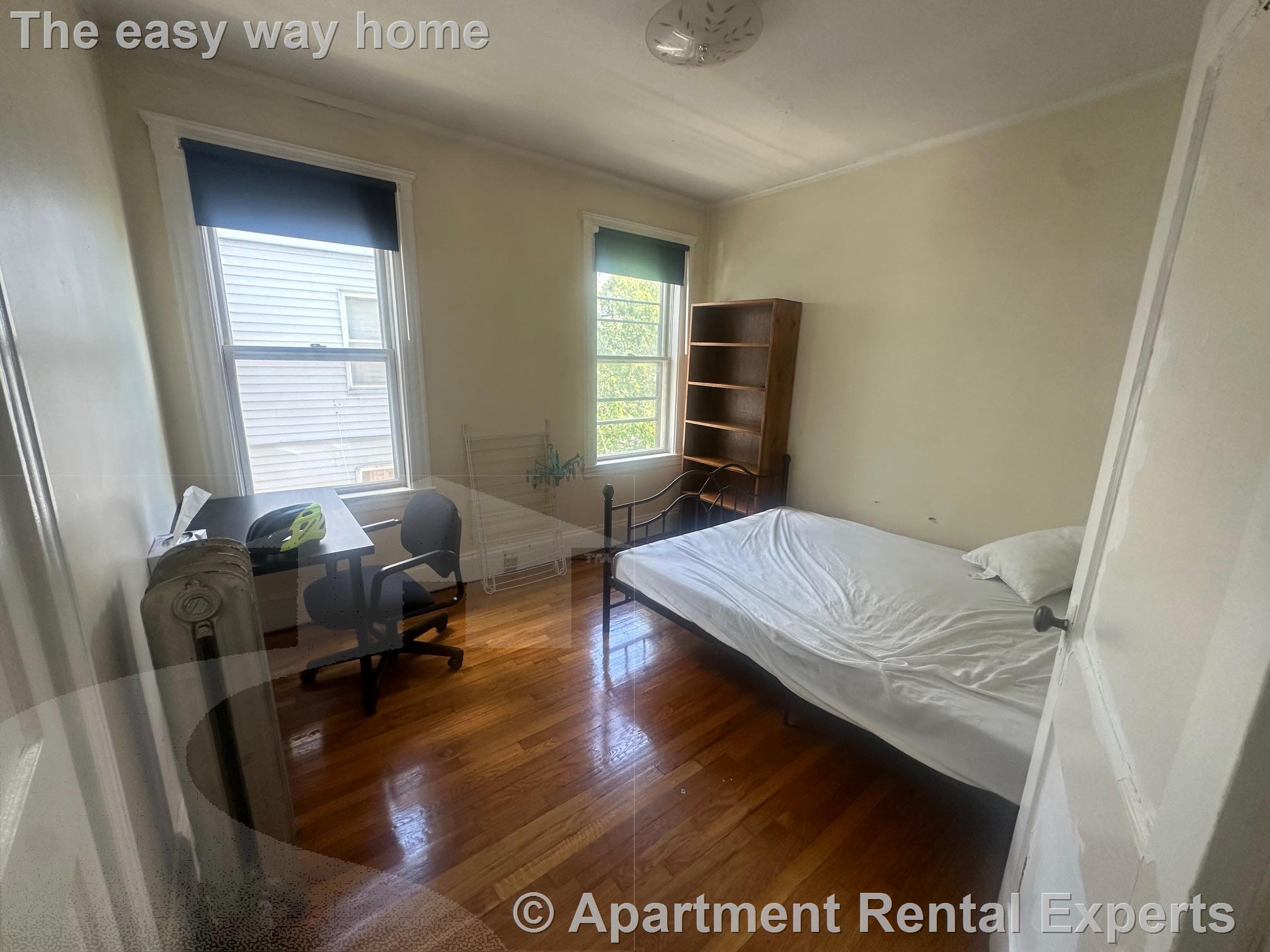 39 Waterhouse St, Teele Square