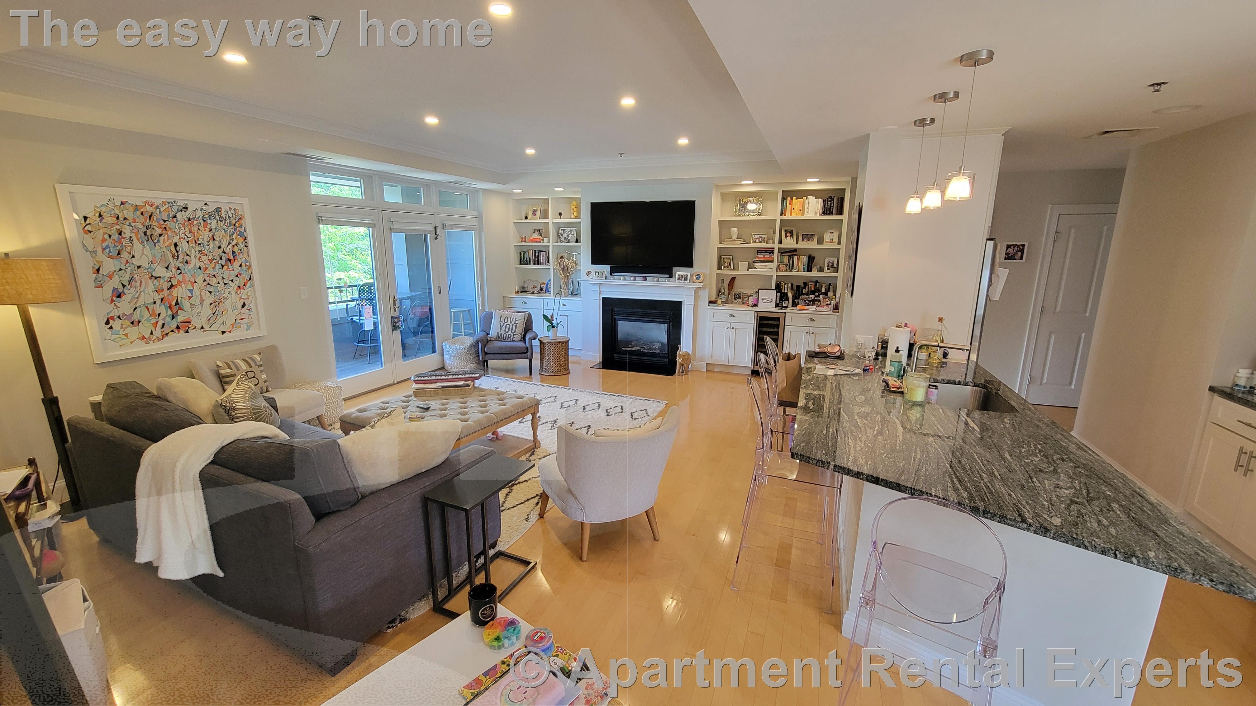 1601 Beacon St, Washington Square