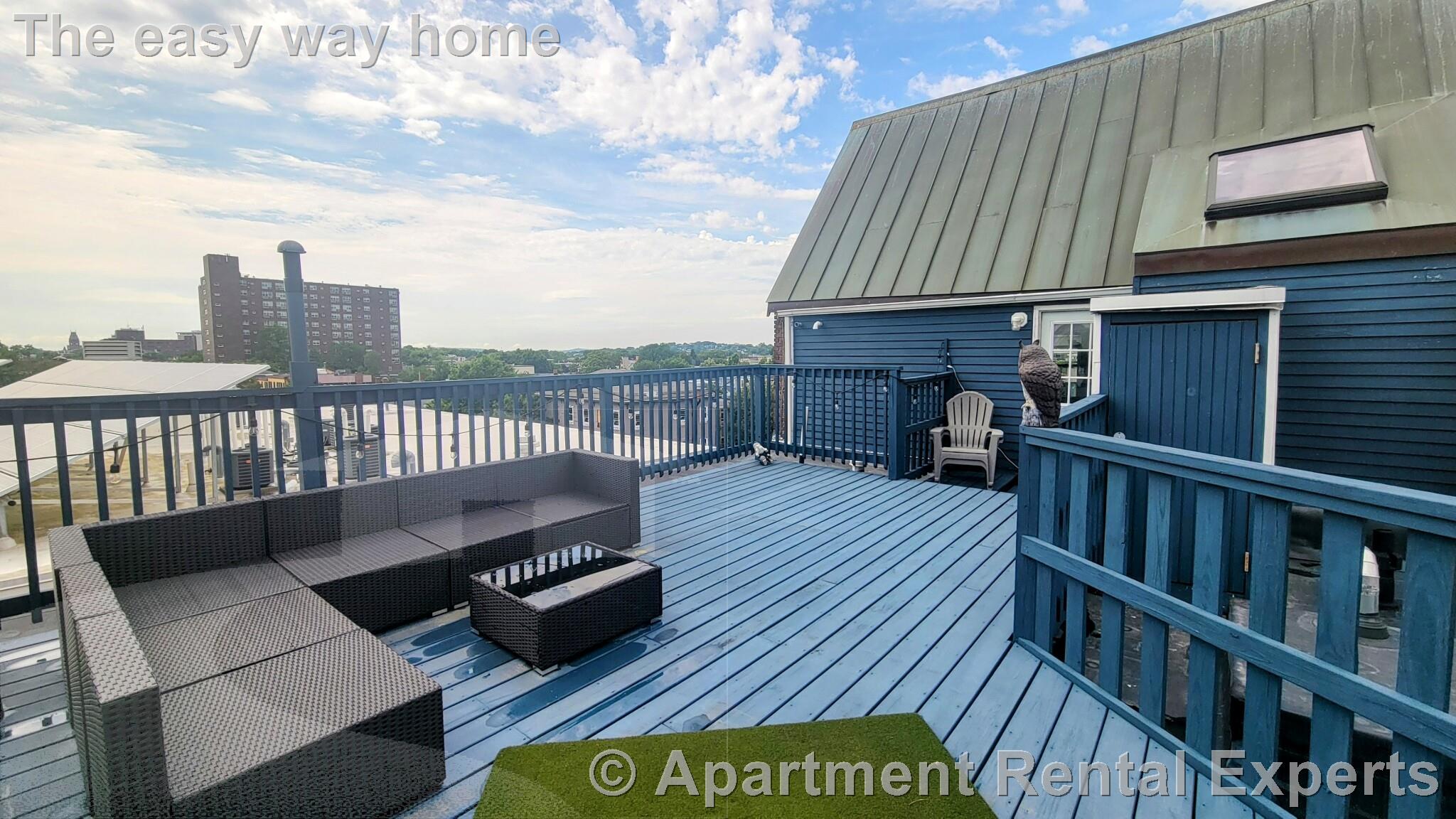 1056 Cambridge St, East Cambridge