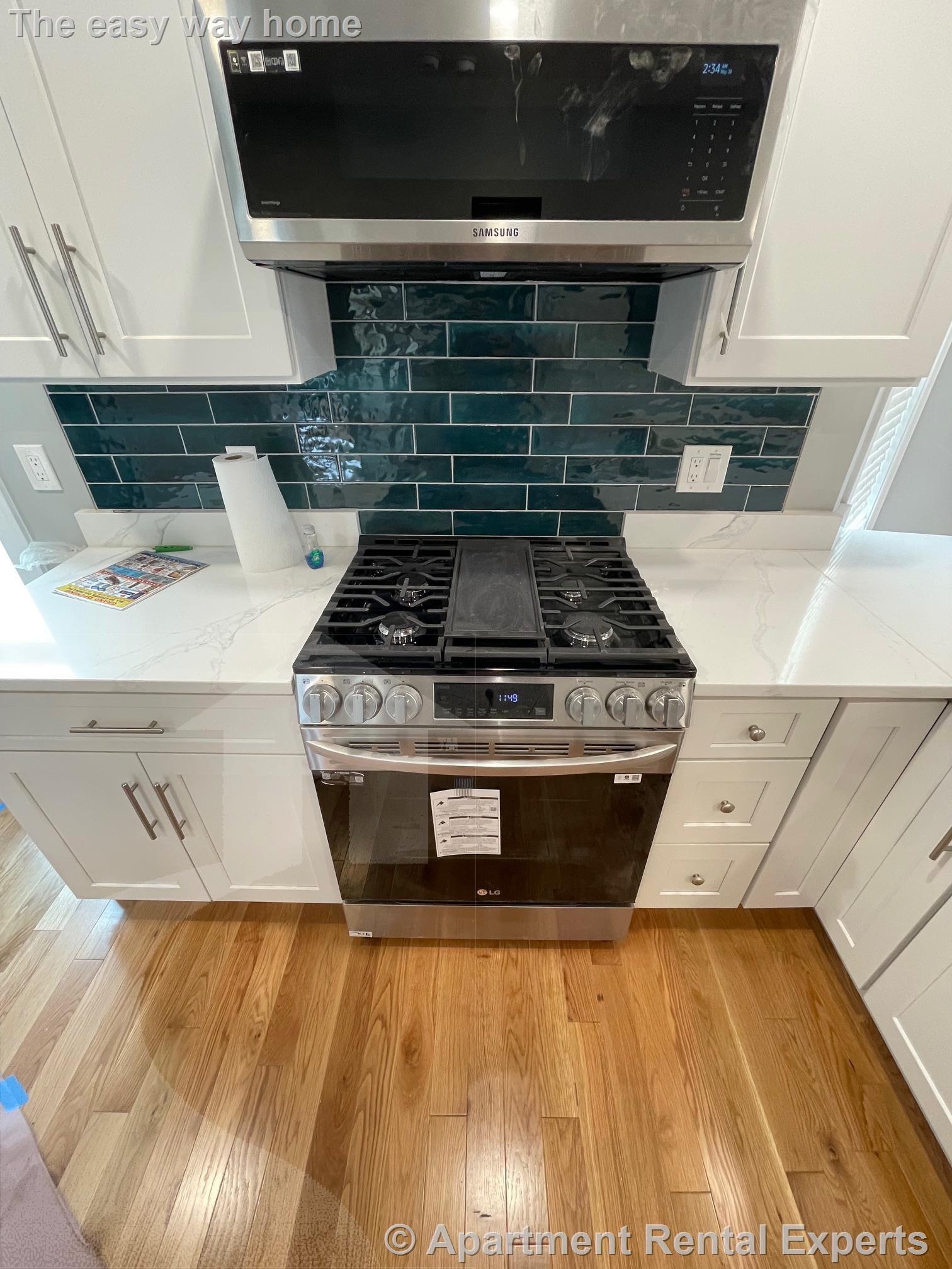 20 Cutter Ave, Davis Square