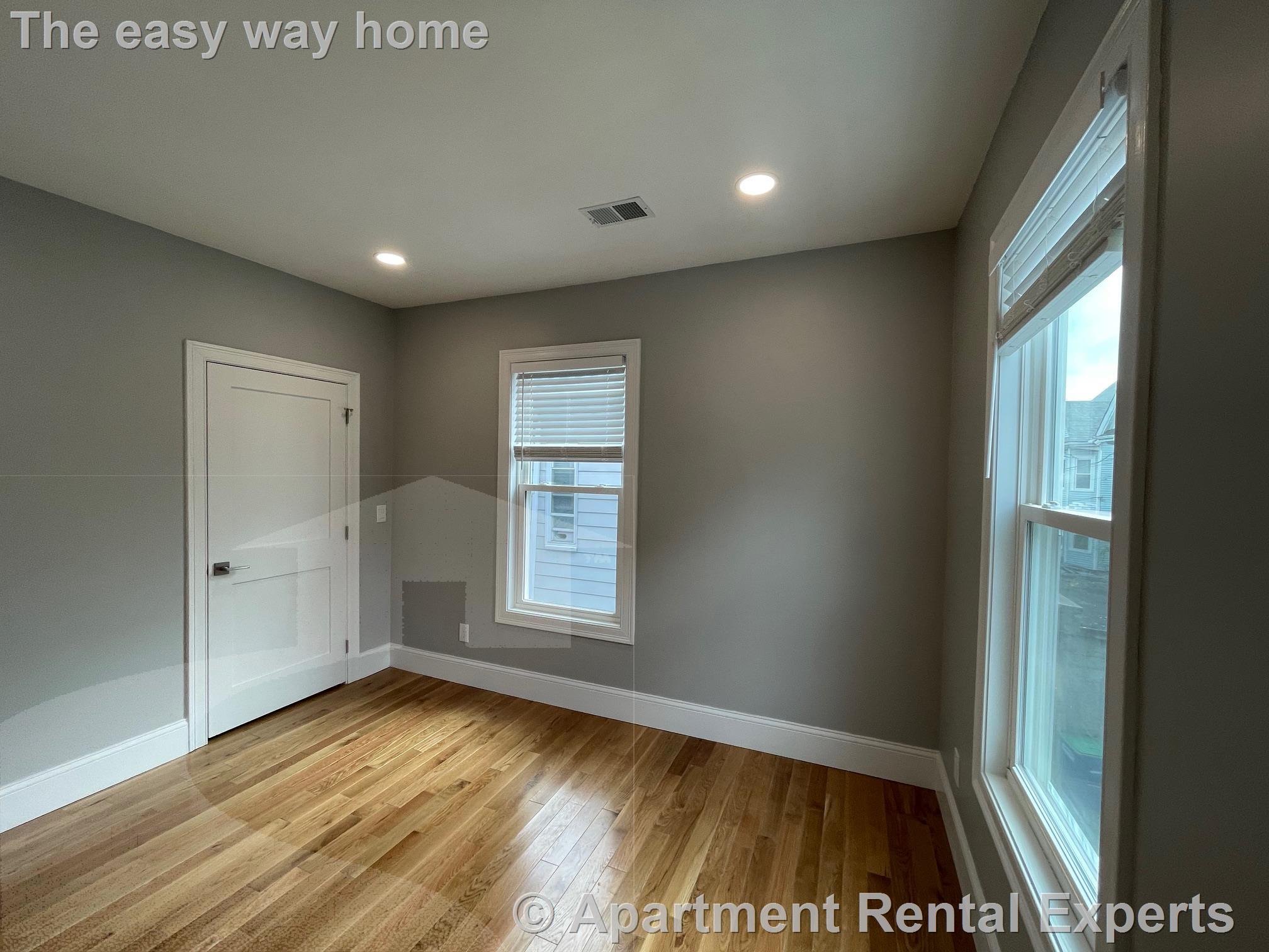 20 Cutter Ave, Davis Square