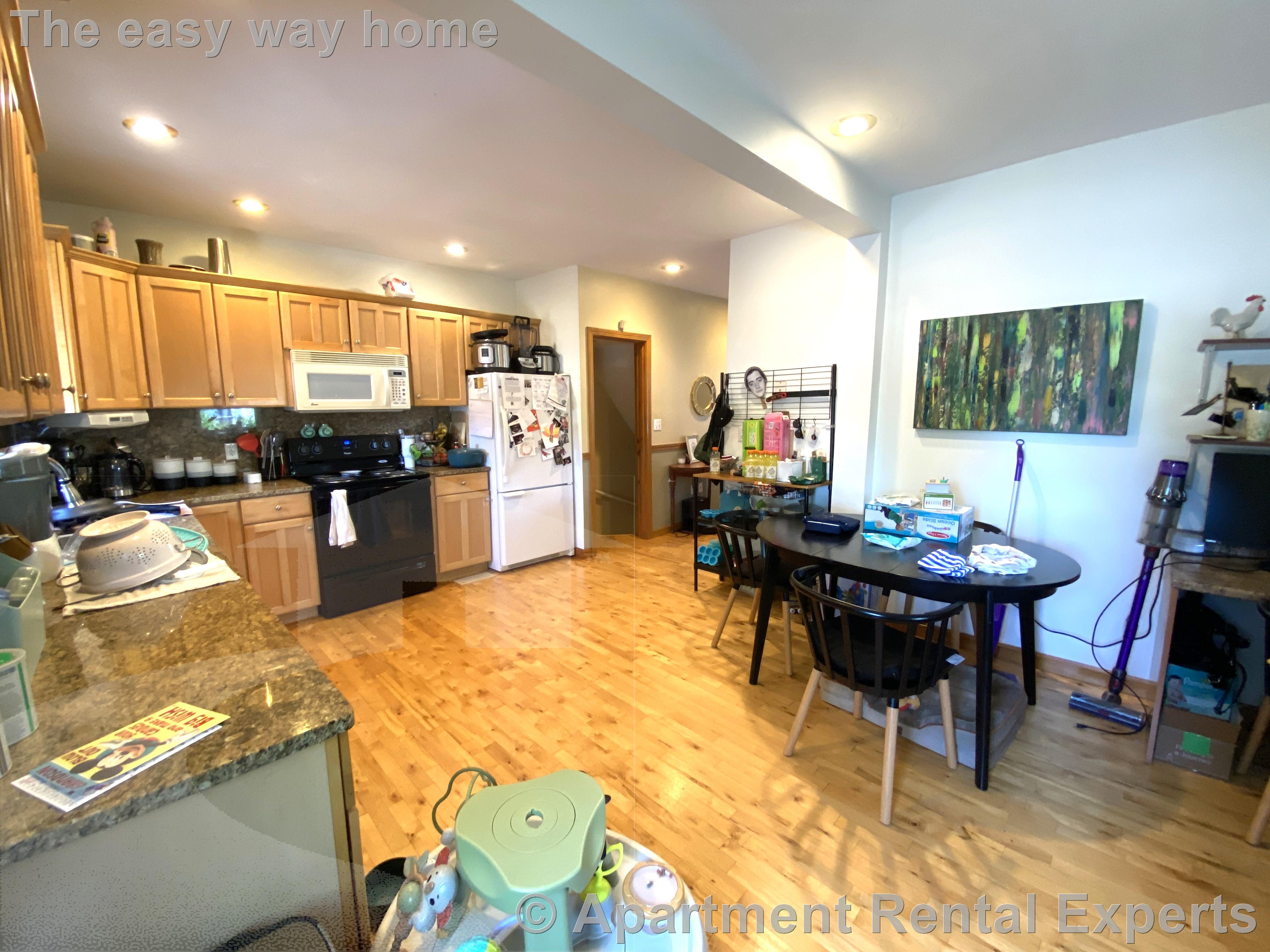 44.5 Warren St, East Cambridge