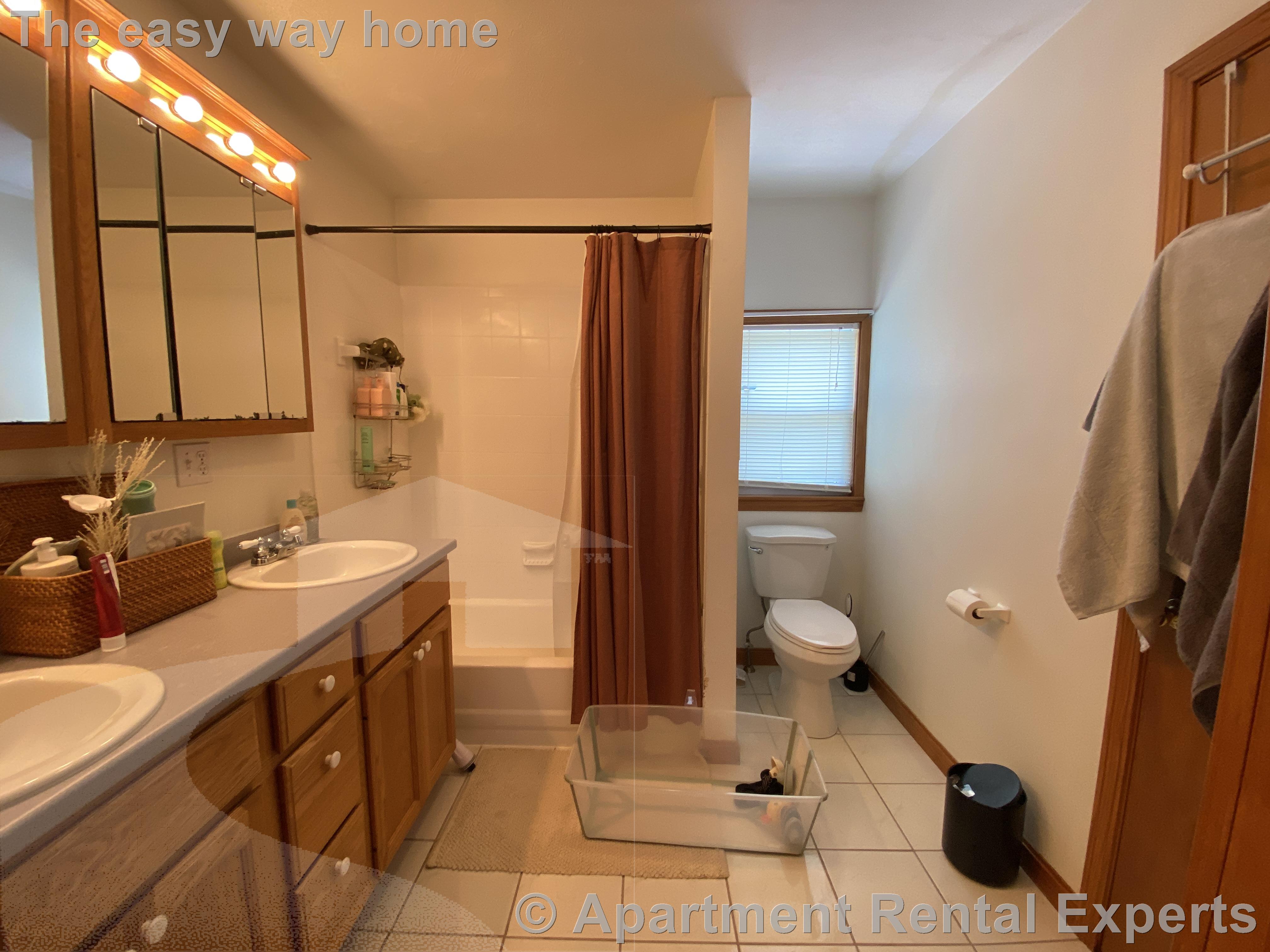 44.5 Warren St, East Cambridge