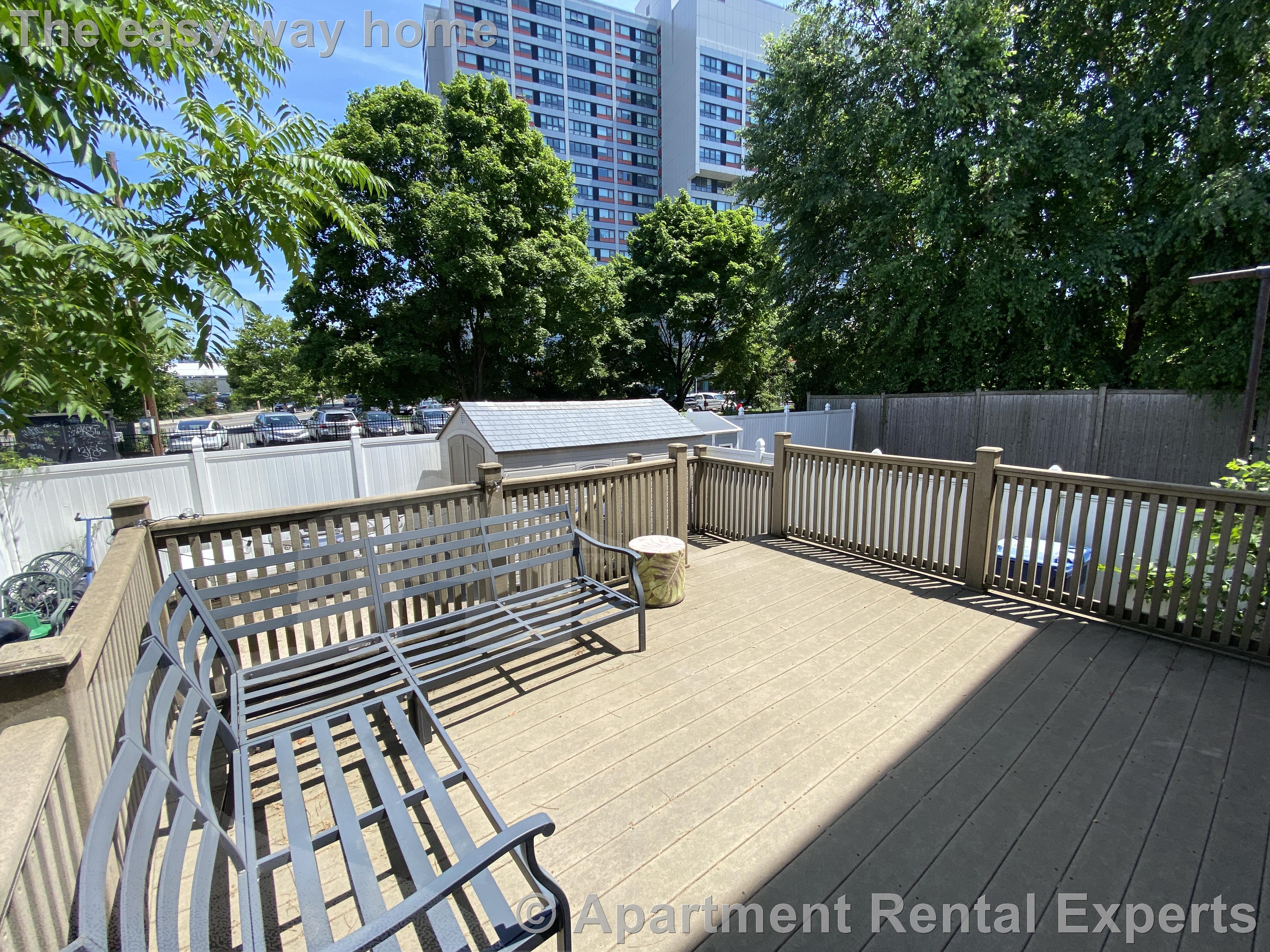 44.5 Warren St, East Cambridge