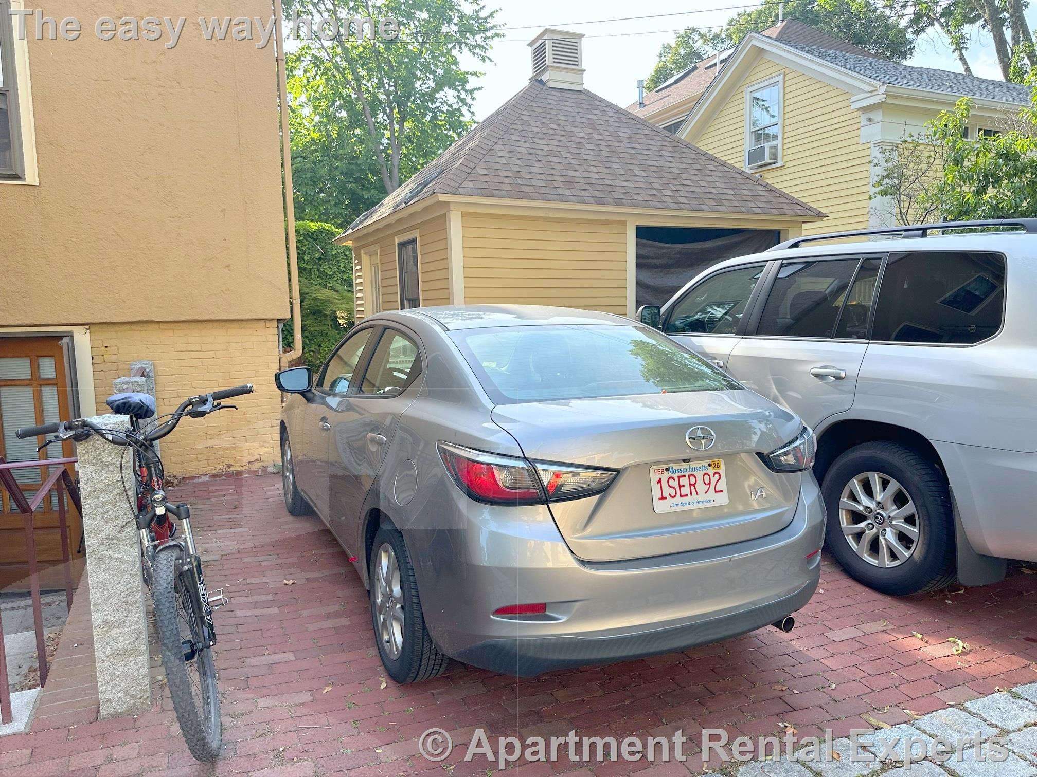 261 Mt Auburn St, Harvard Square