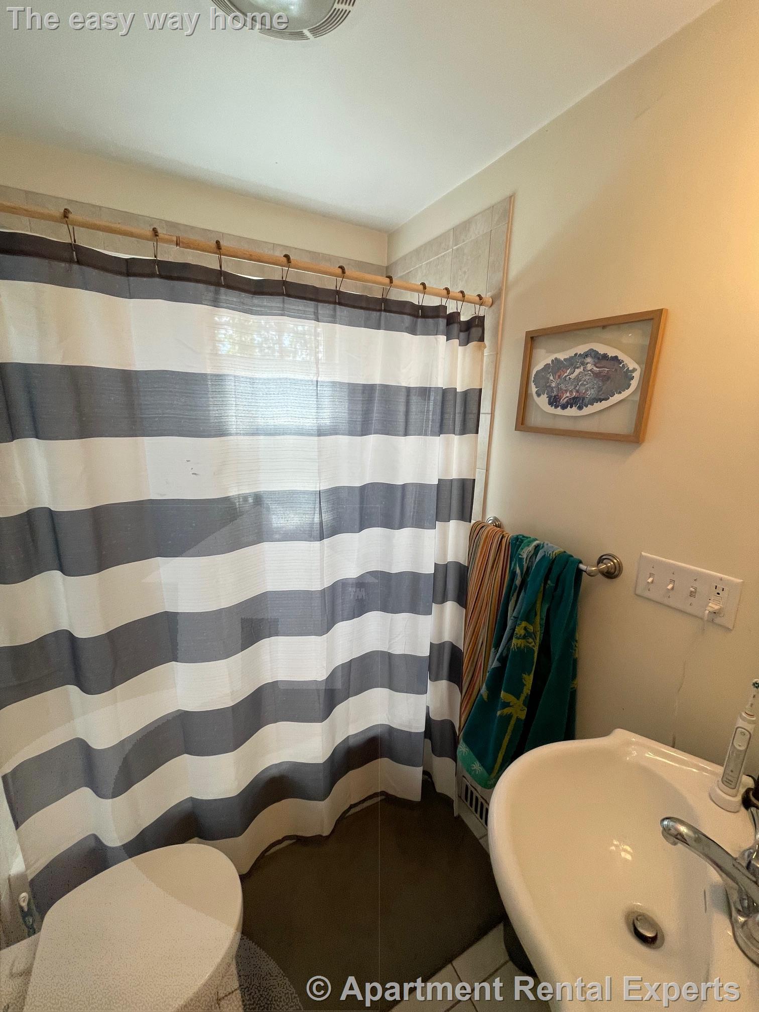 24 Simpson Ave, Davis Square