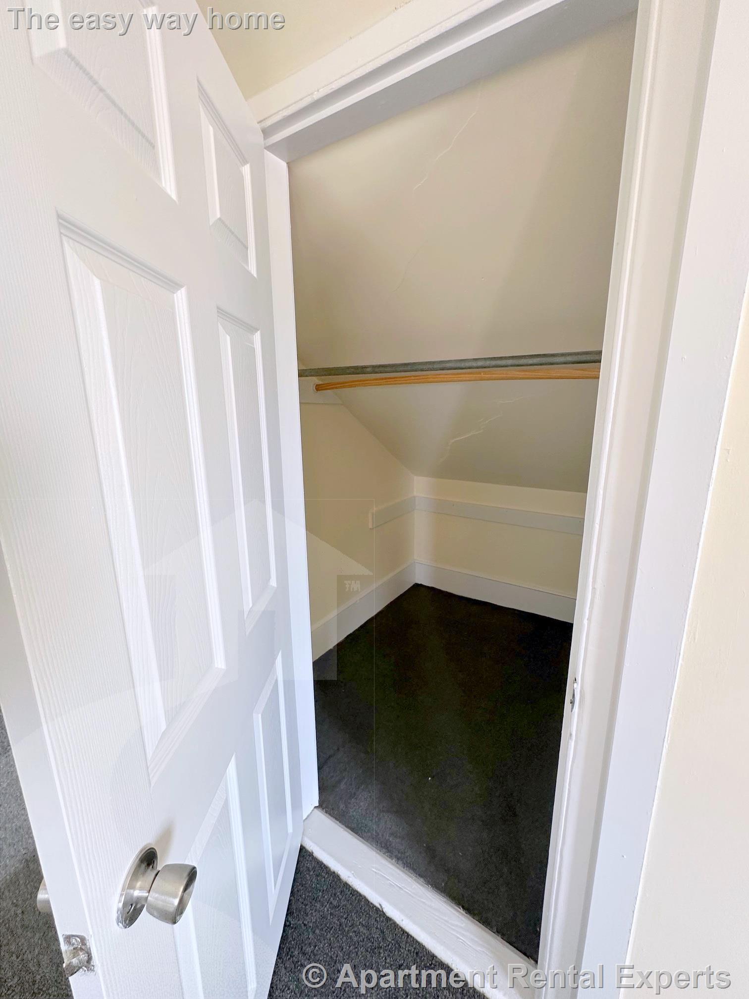 14 Rockland Pl, Malden Center