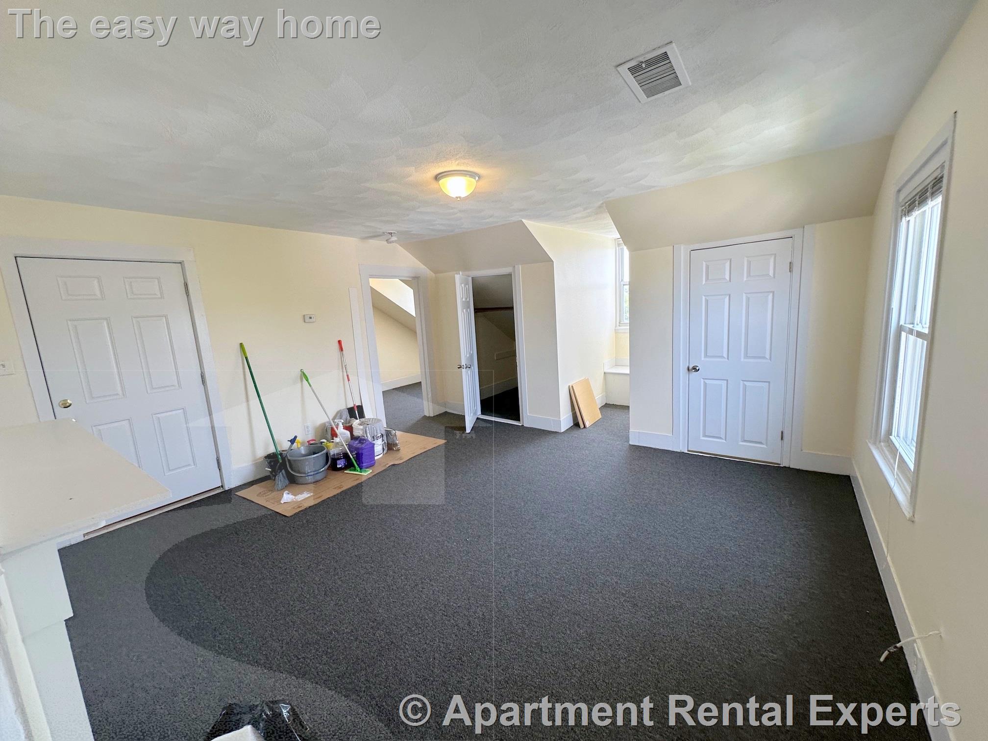 14 Rockland Pl, Malden Center