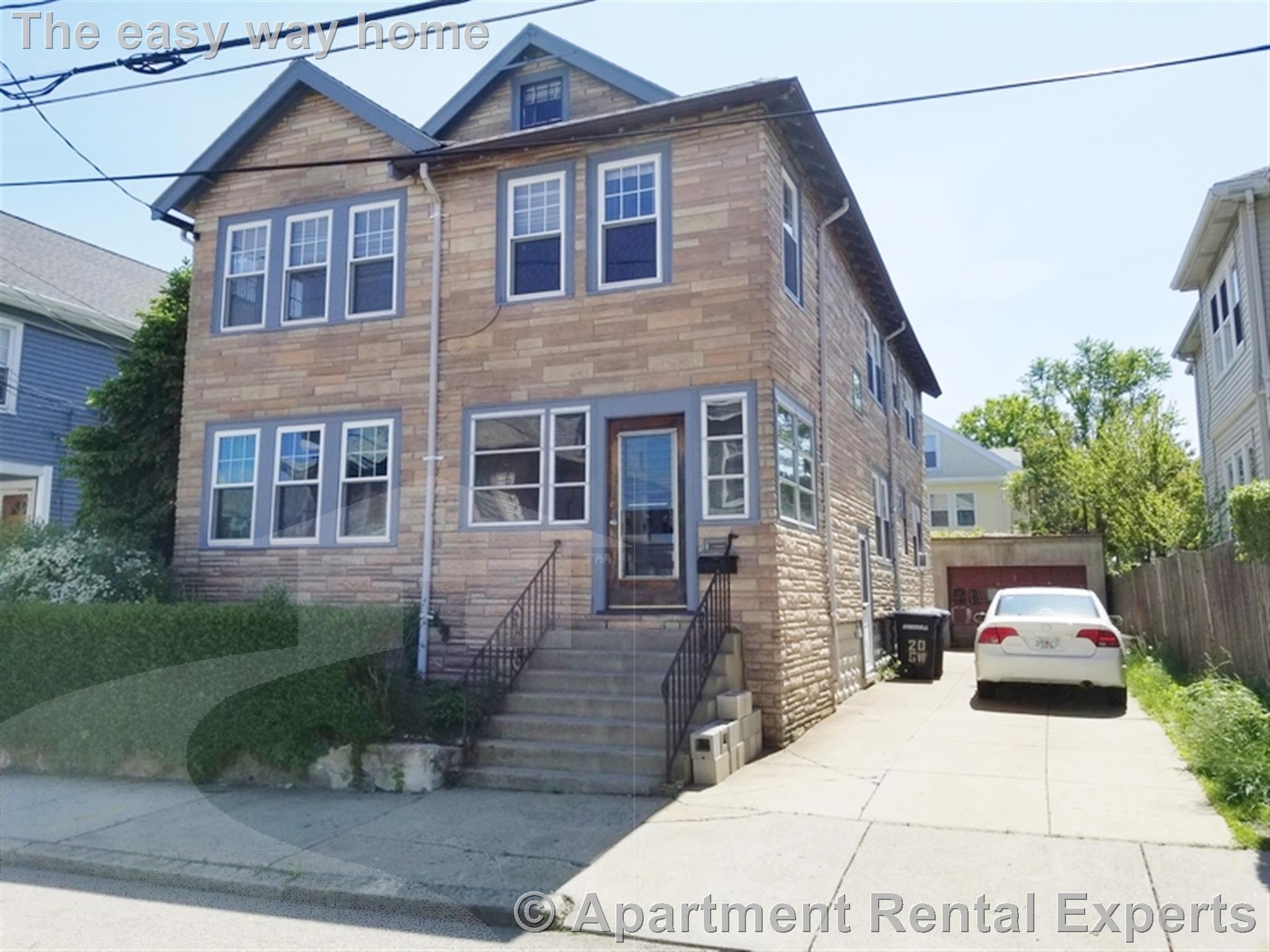 18 Governor Winthrop Rd, Ten Hills