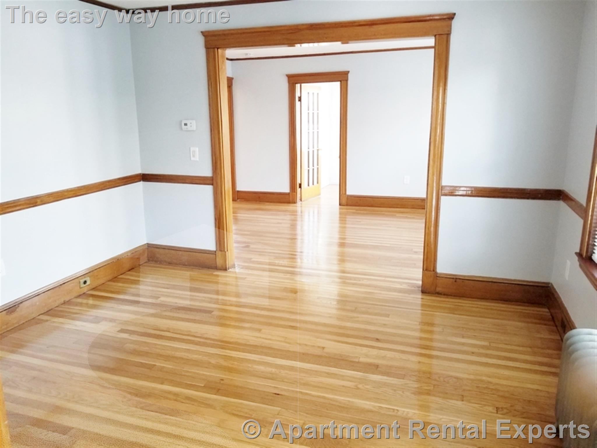 18 Governor Winthrop Rd, Ten Hills