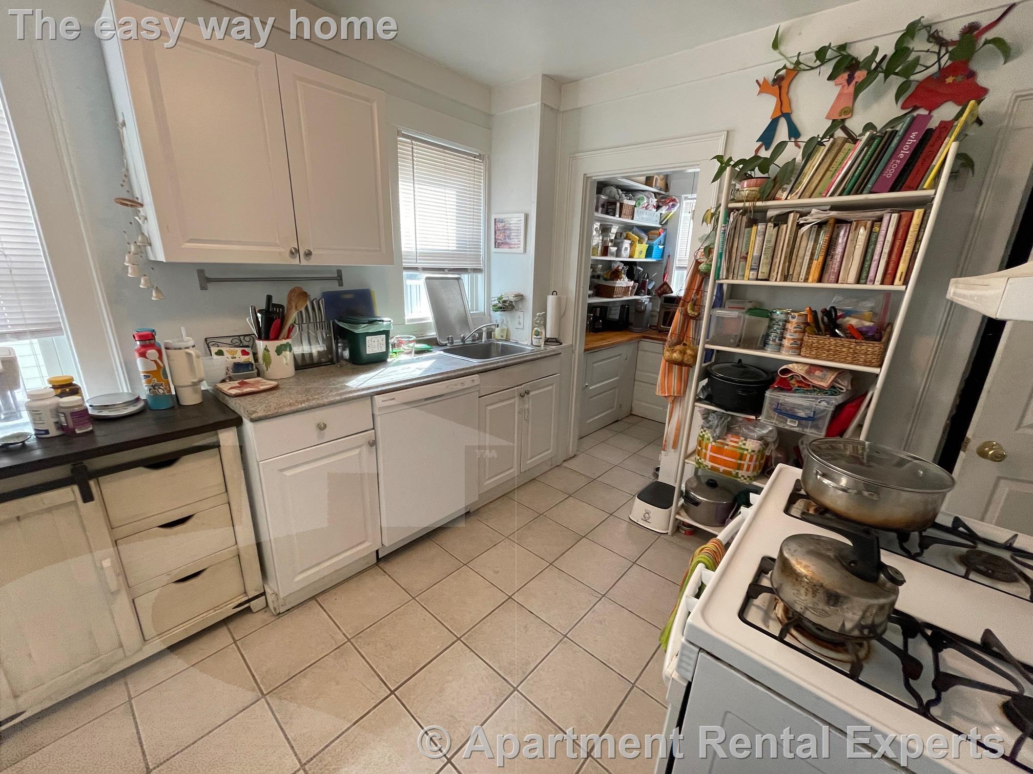 11-15 Orrin St, Huron Village