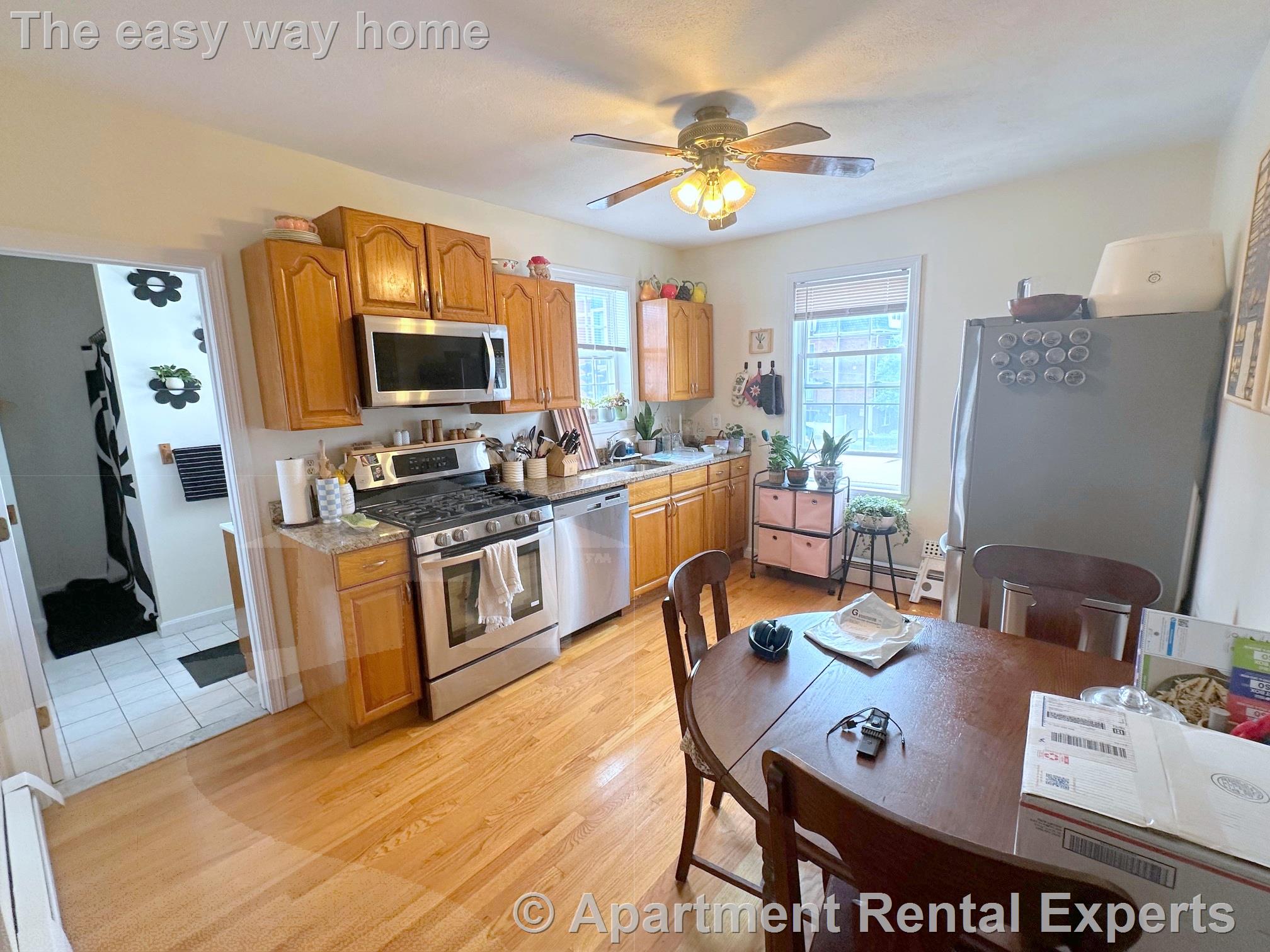 286 Salem St, Medford Square