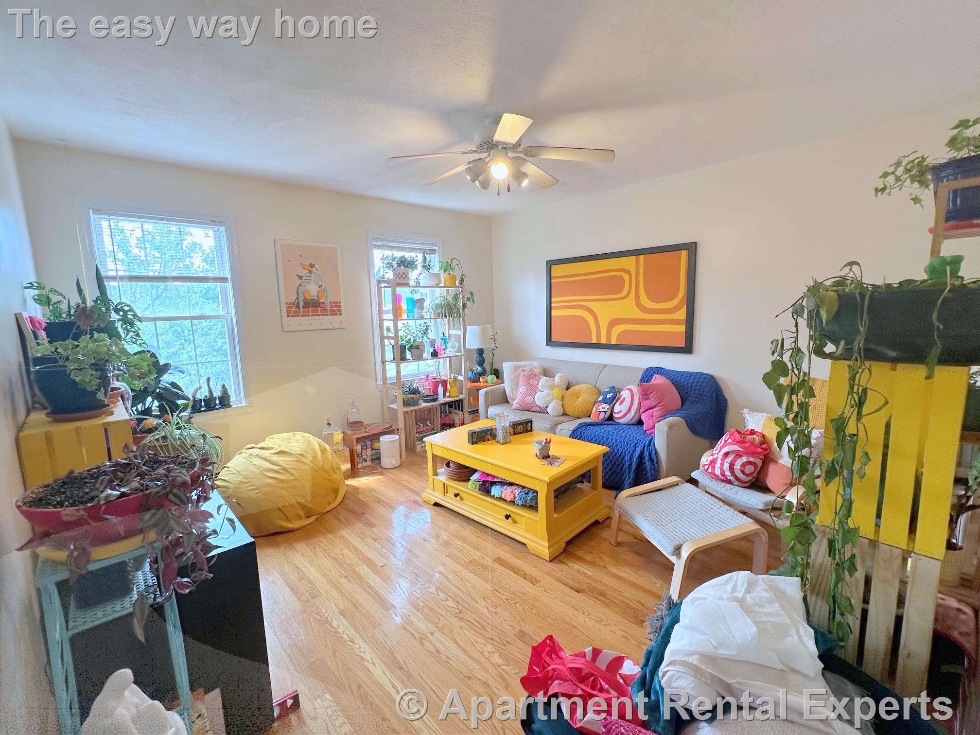 286 Salem St, Medford Square