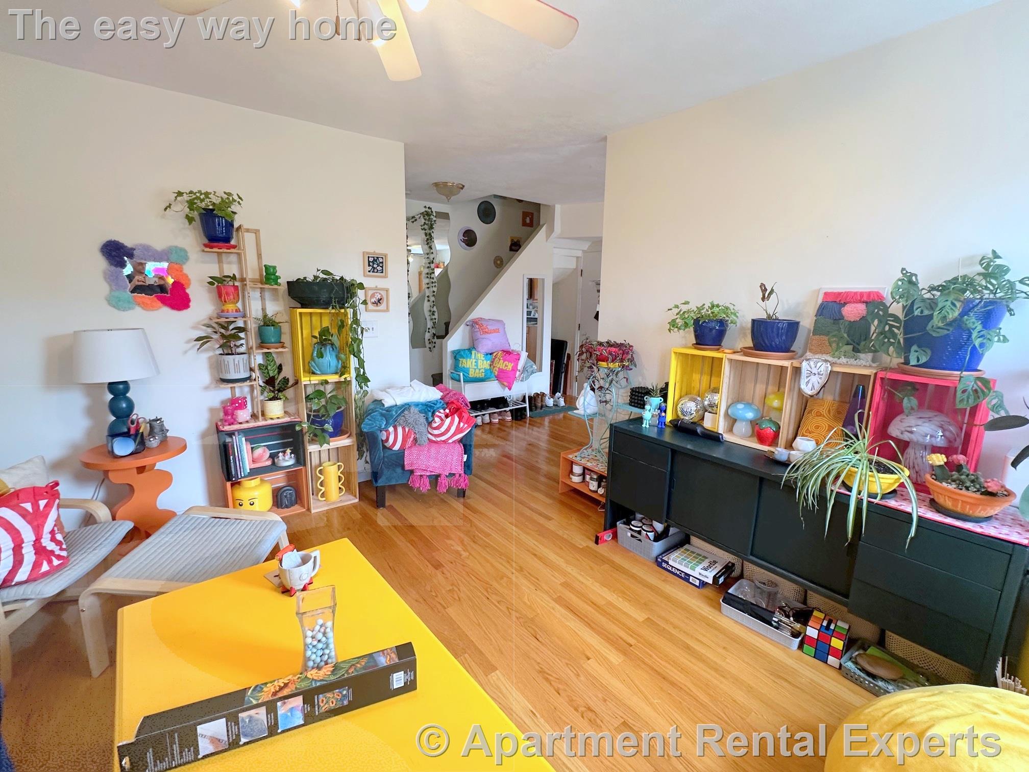 286 Salem St, Medford Square