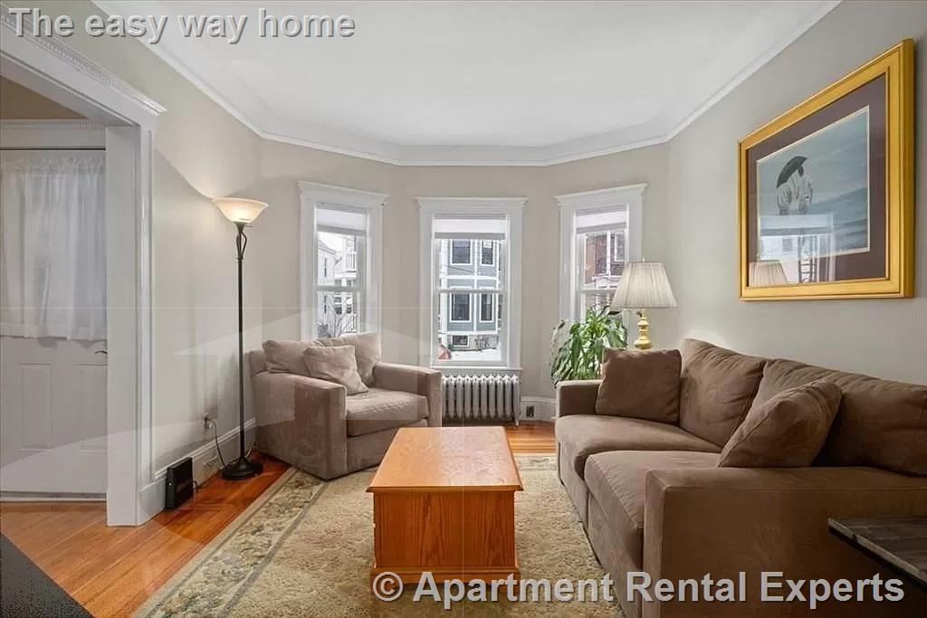 61 Lowden Ave, Davis Square