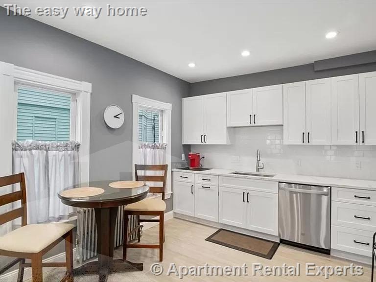 61 Lowden Ave, Davis Square