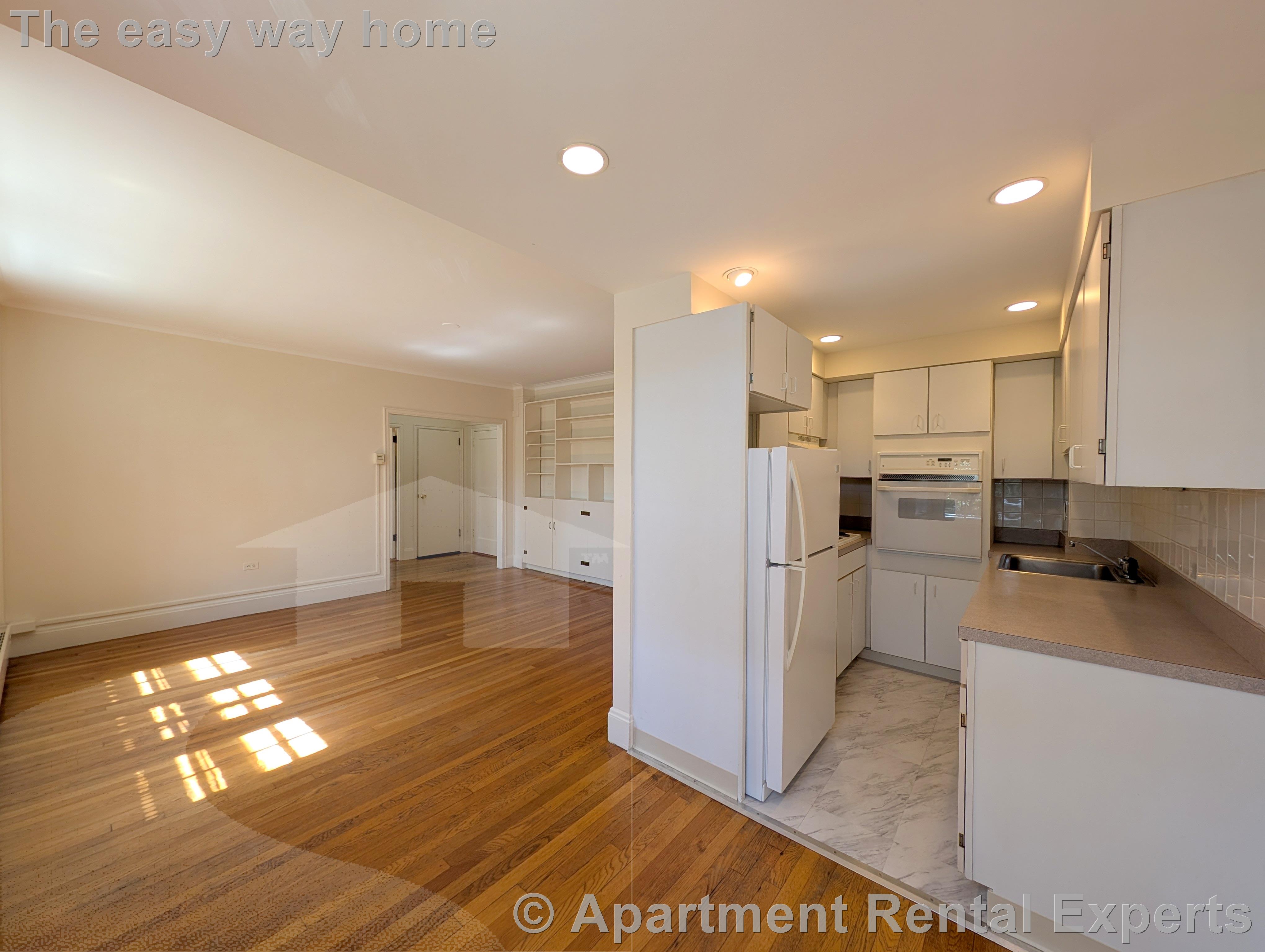 988 Memorial Dr, Harvard Square