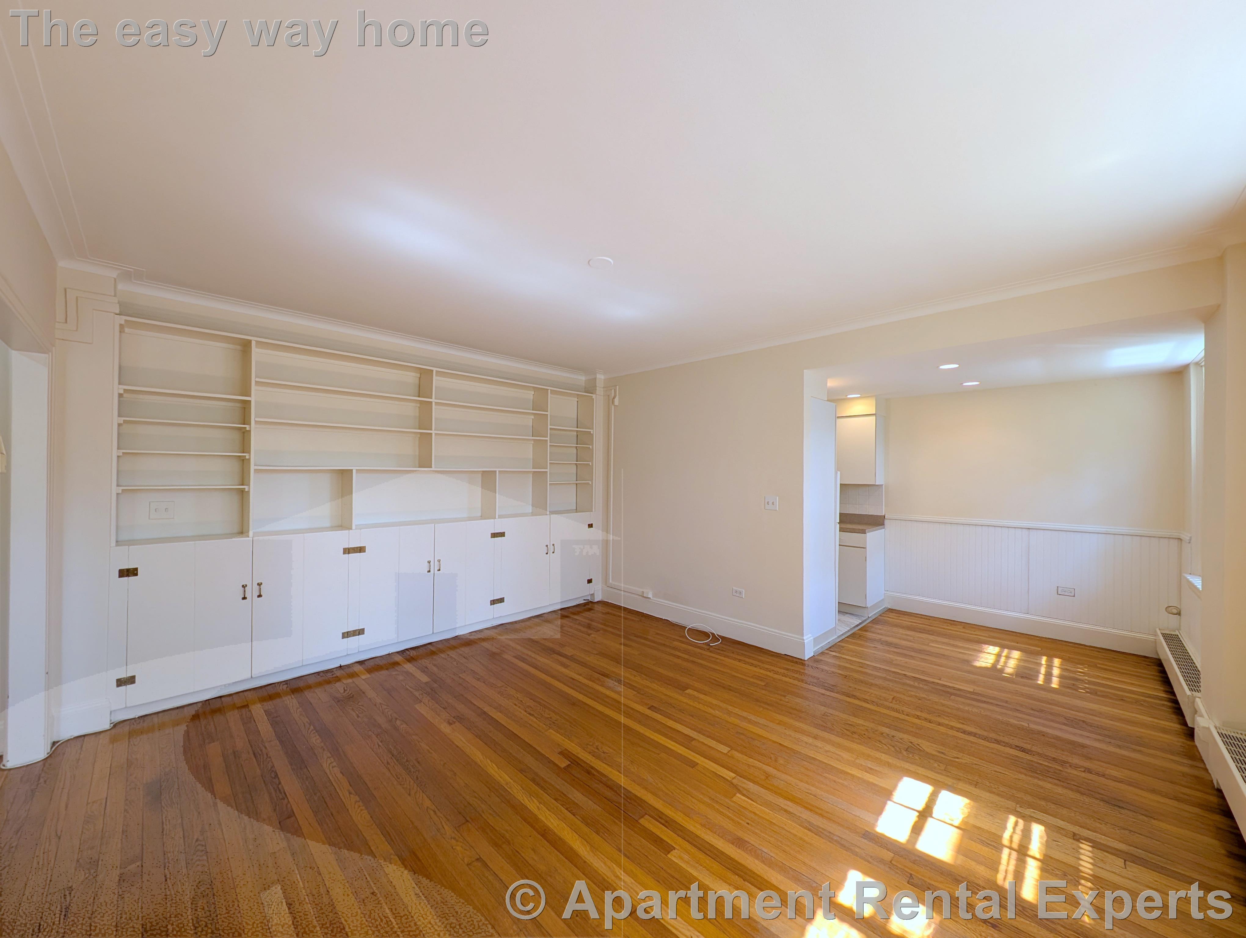 988 Memorial Dr, Harvard Square