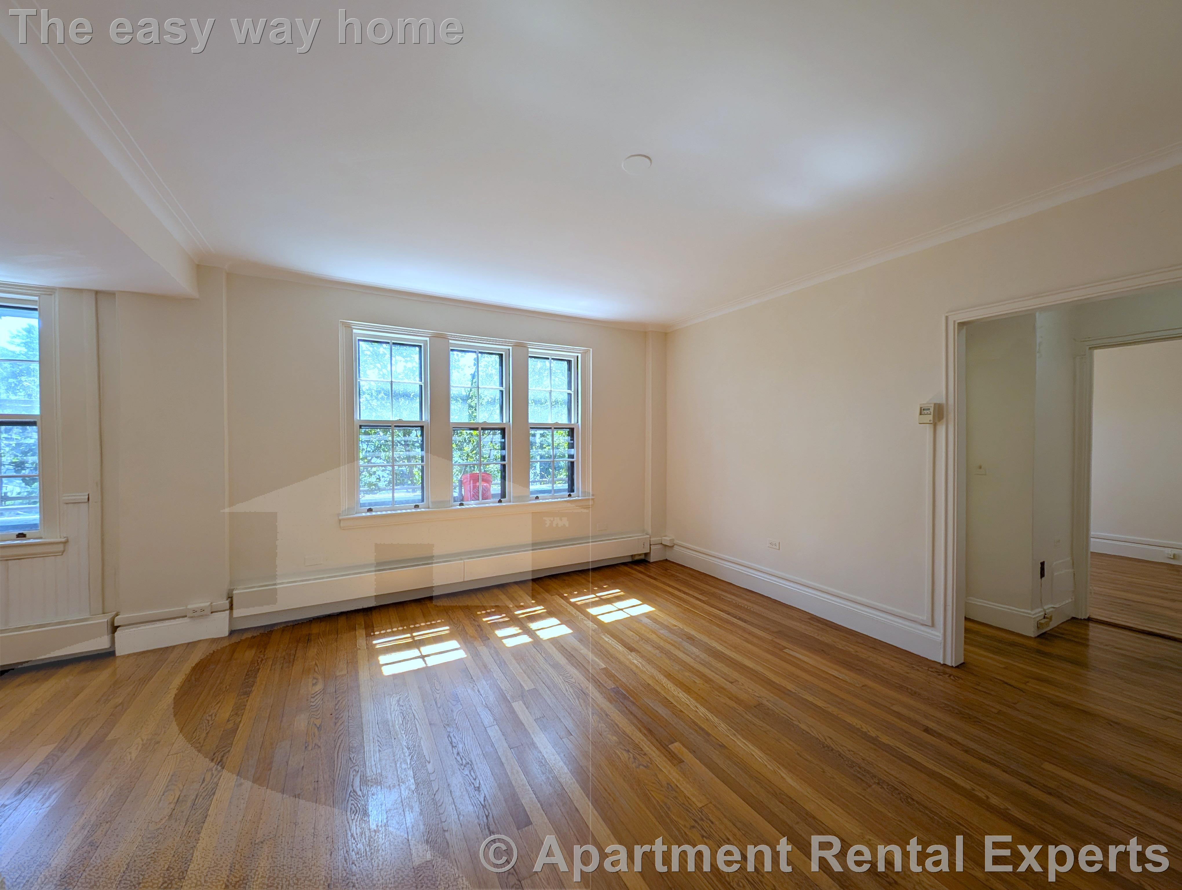 988 Memorial Dr, Harvard Square