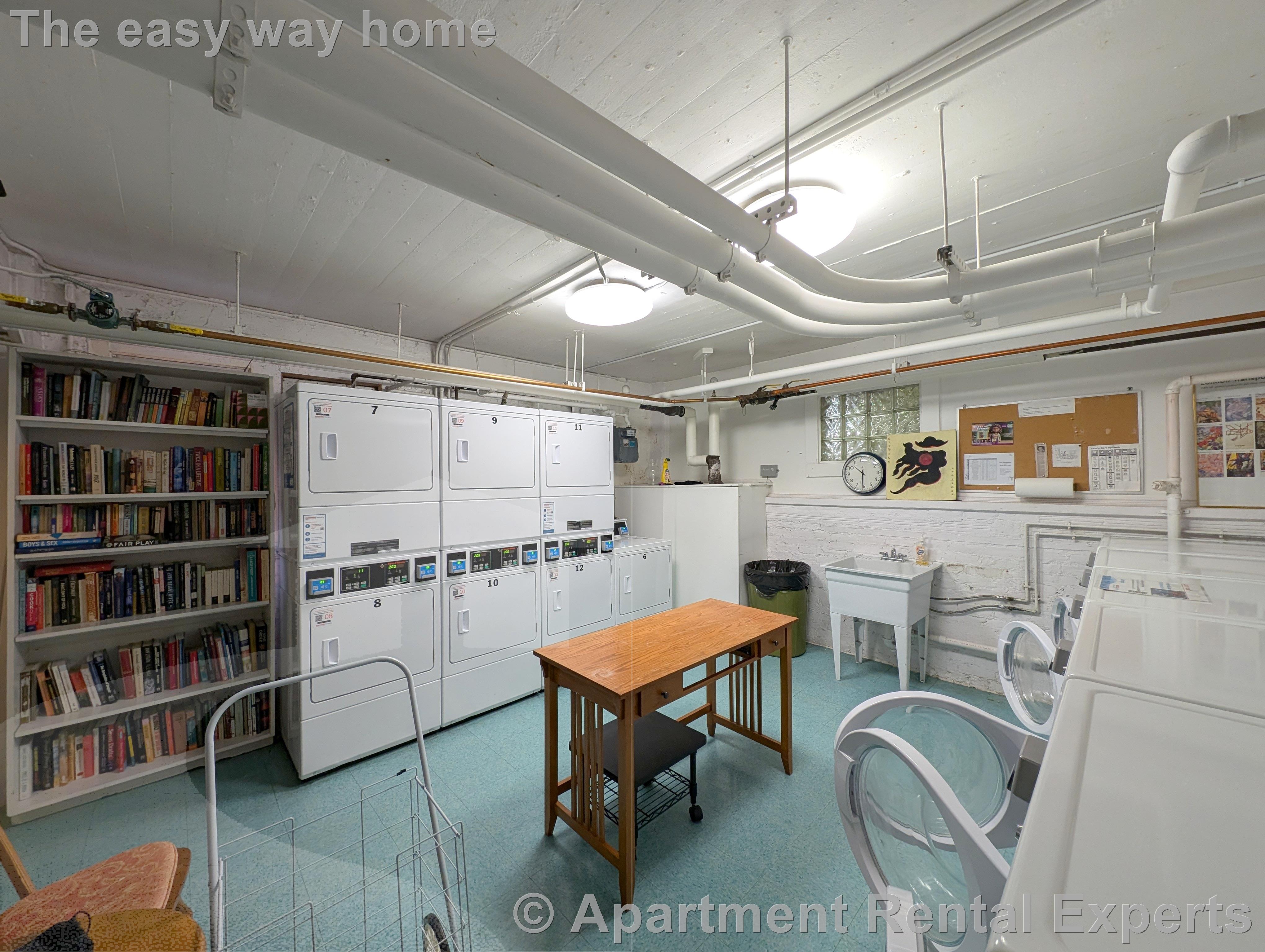 988 Memorial Dr, Harvard Square