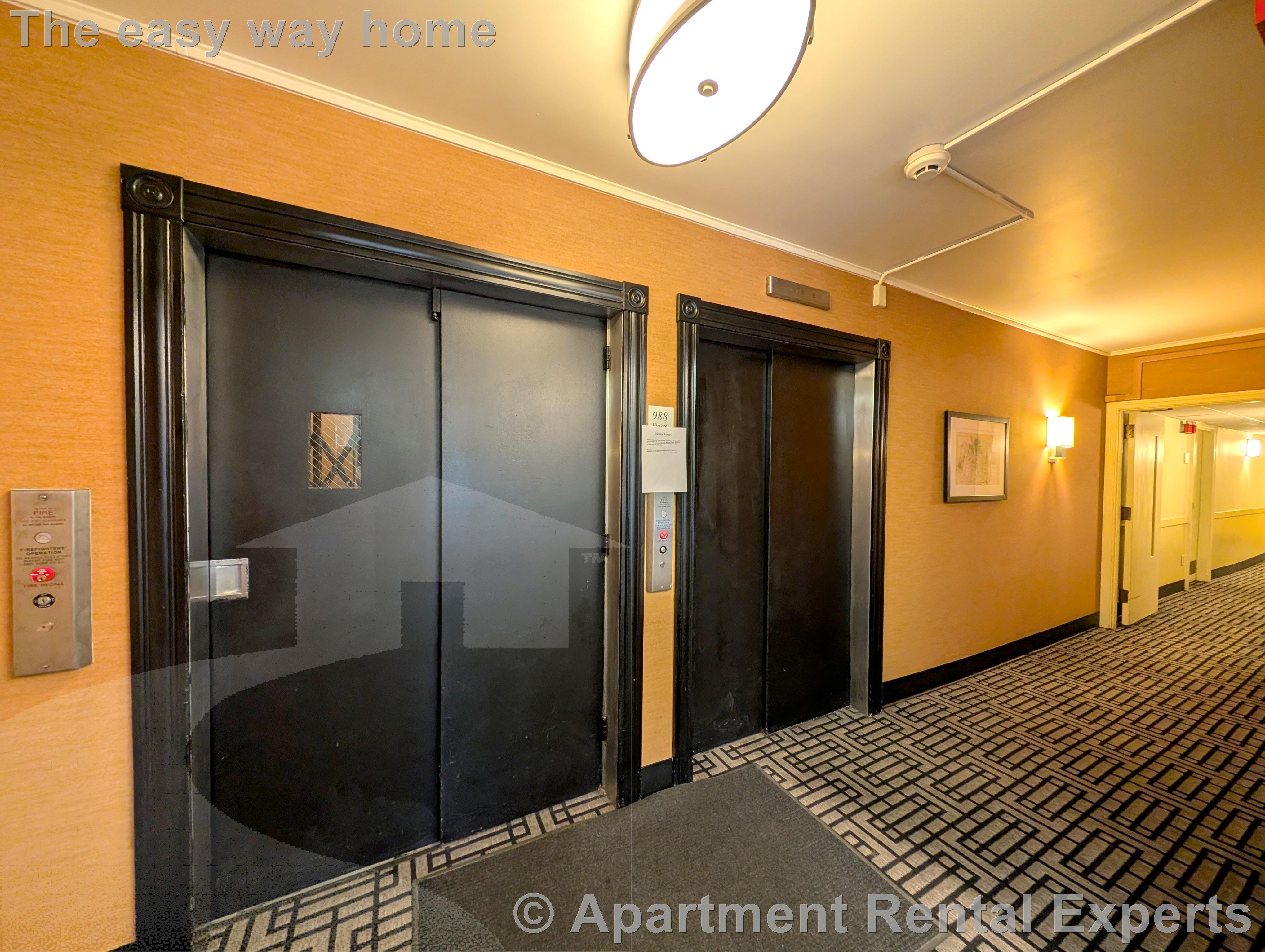 988 Memorial Dr, Harvard Square