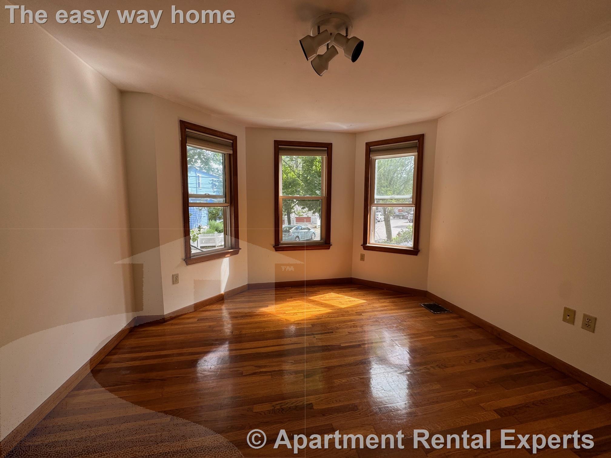 13 Dickinson St, Inman Square