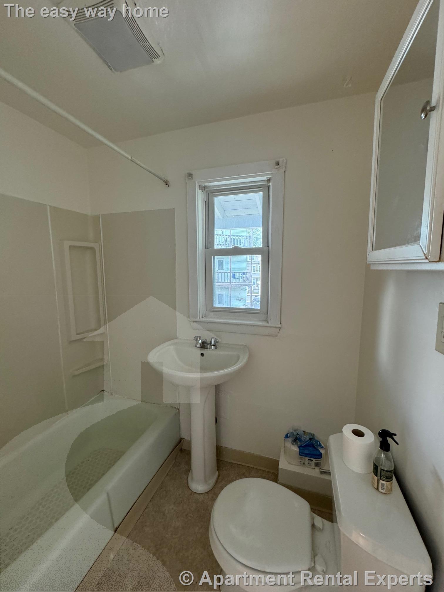 13 Dickinson St, Inman Square