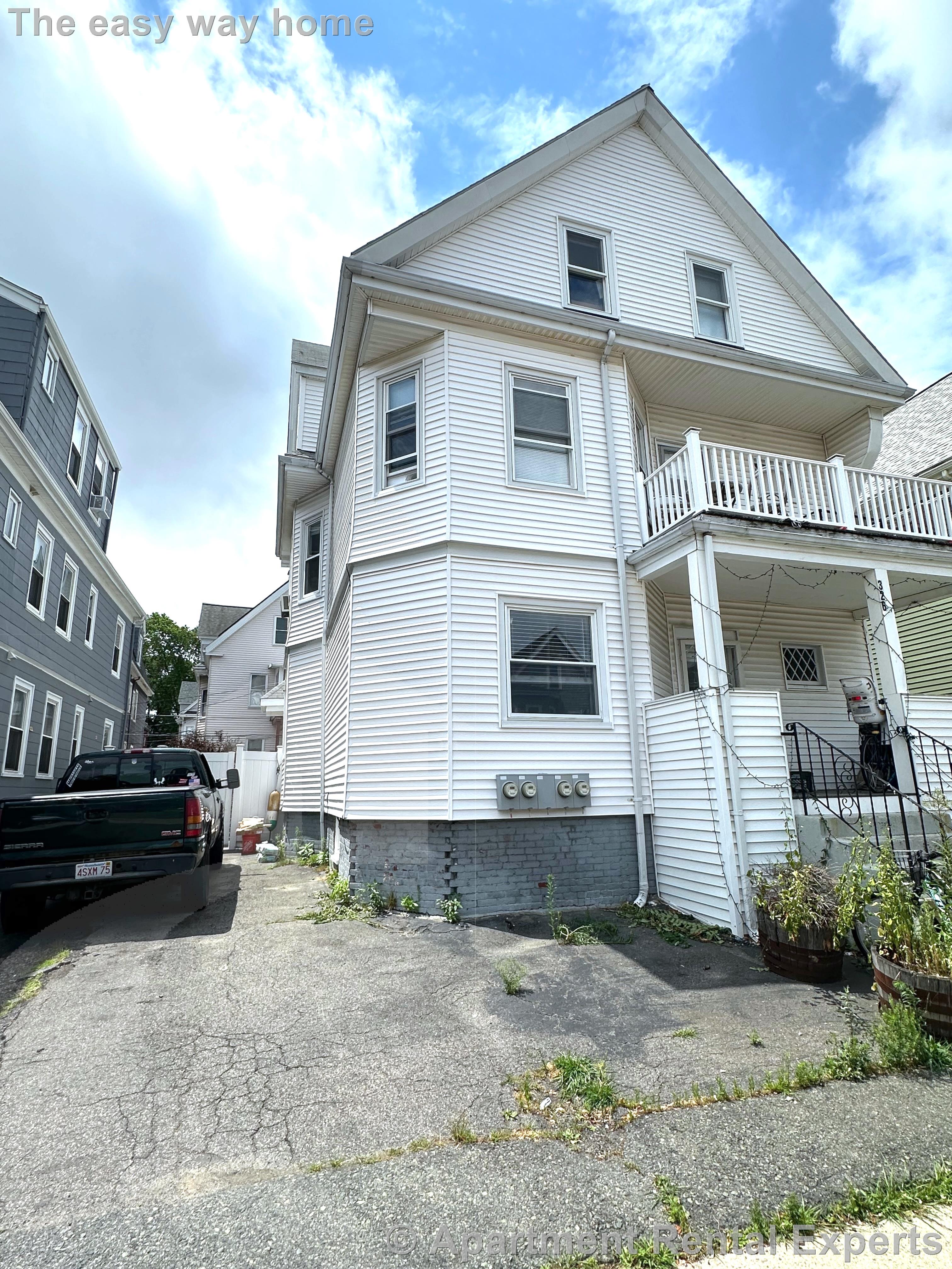 326 Highland, Davis Square