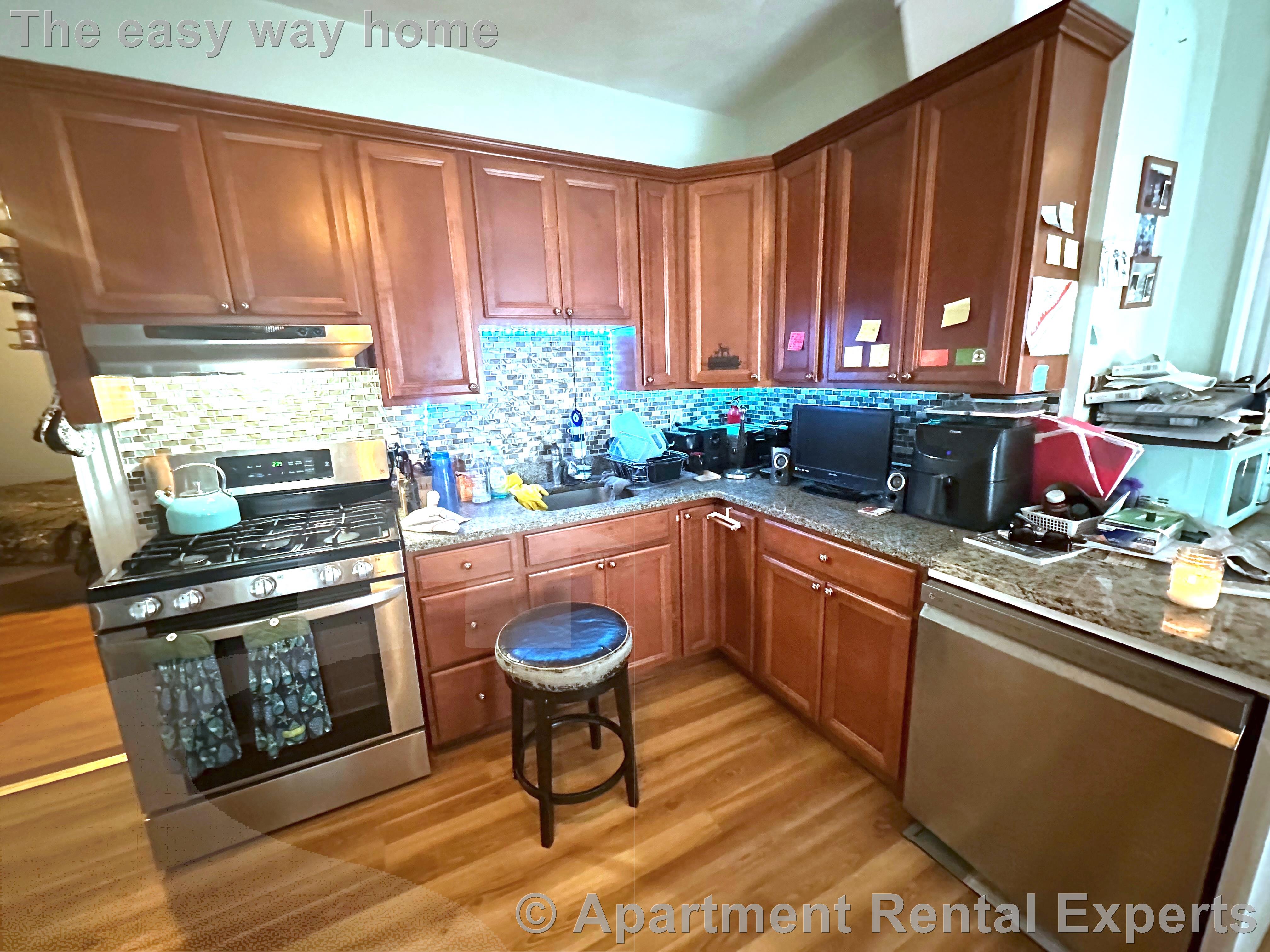 326 Highland, Davis Square