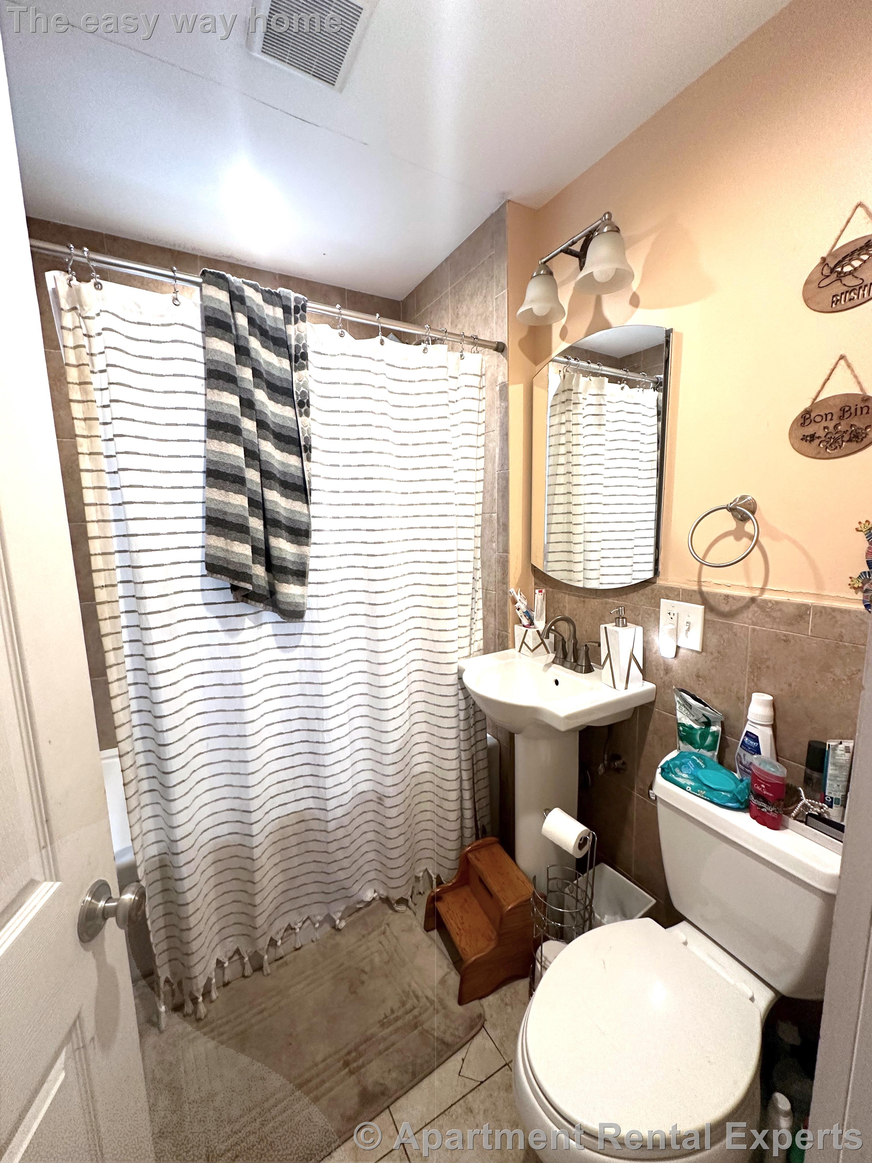 326 Highland, Davis Square