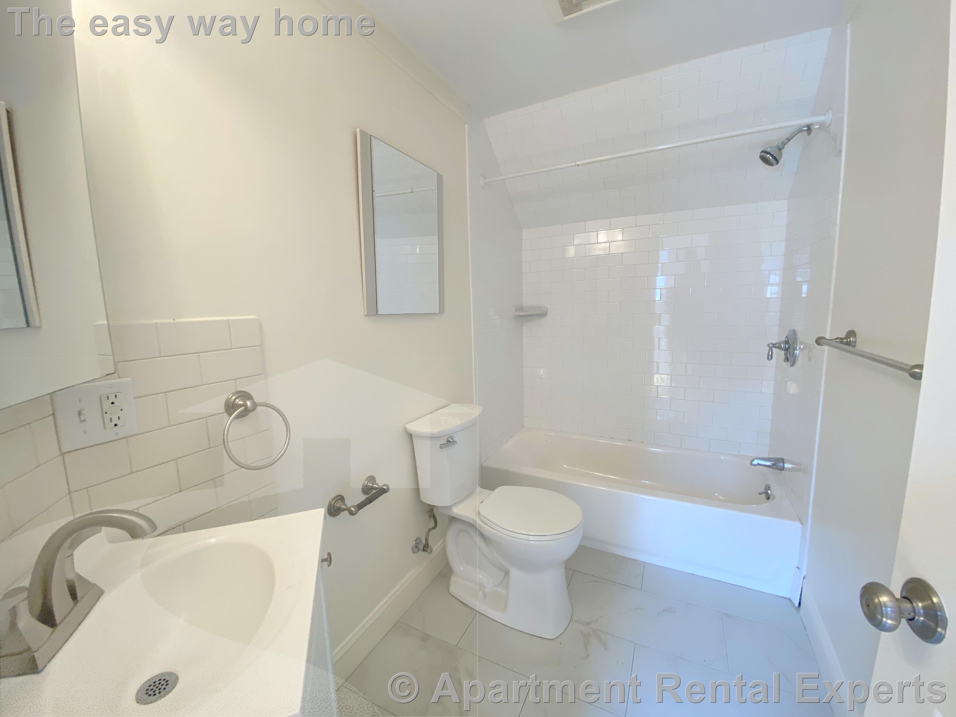 379 Harvard St, Harvard Square