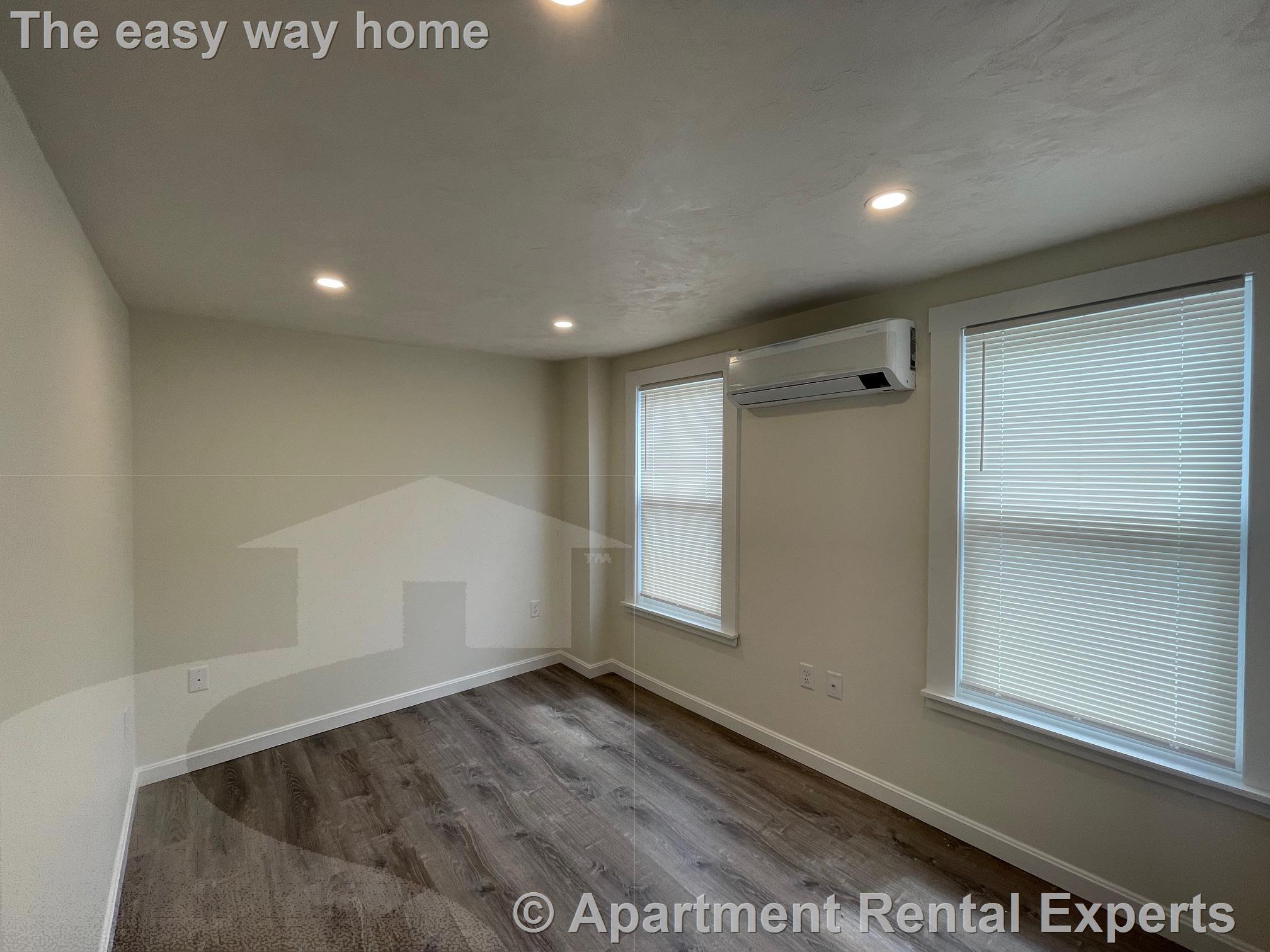 72-74 Washington St, Salem St. Area