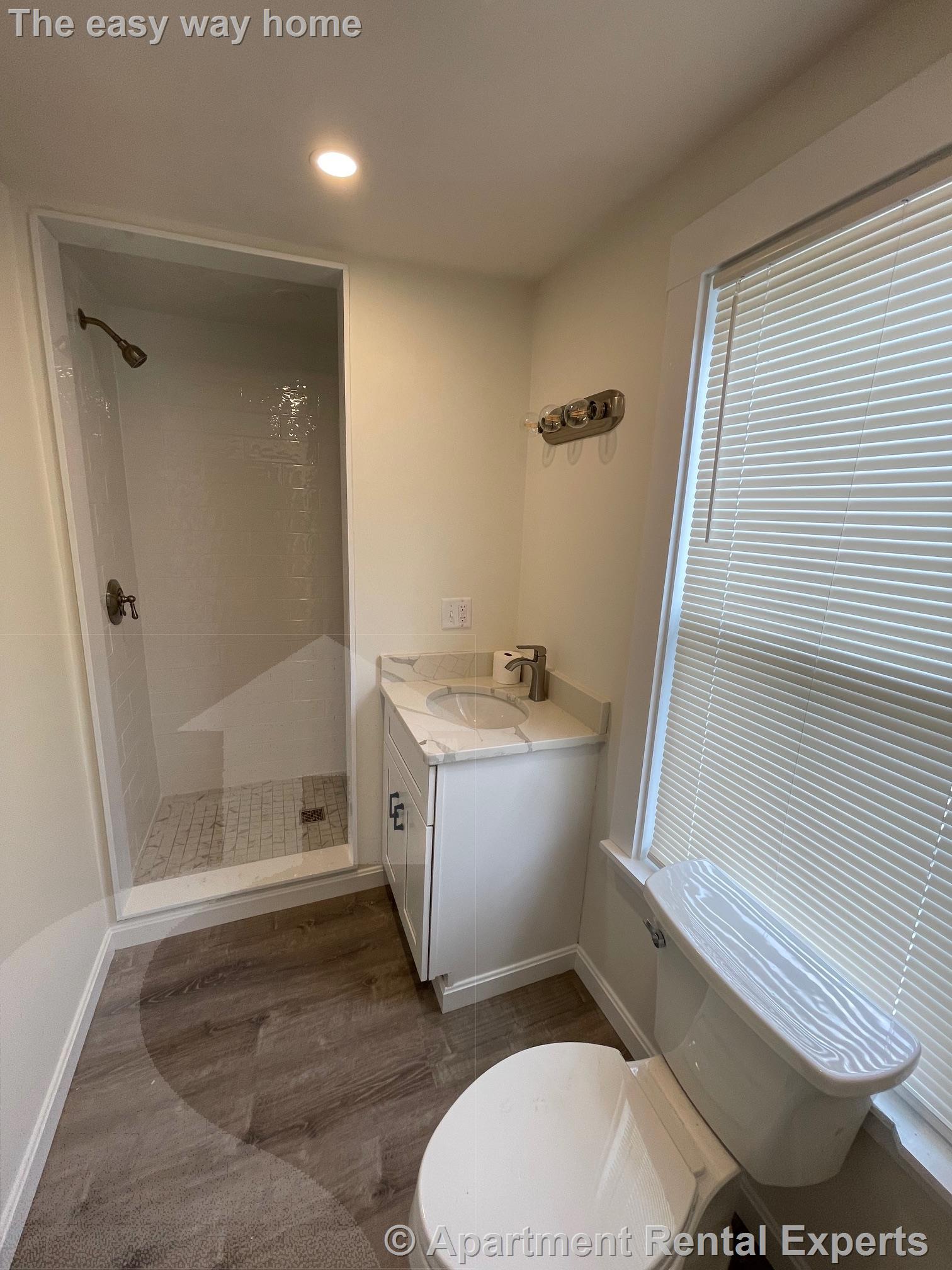 72-74 Washington St, Salem St. Area