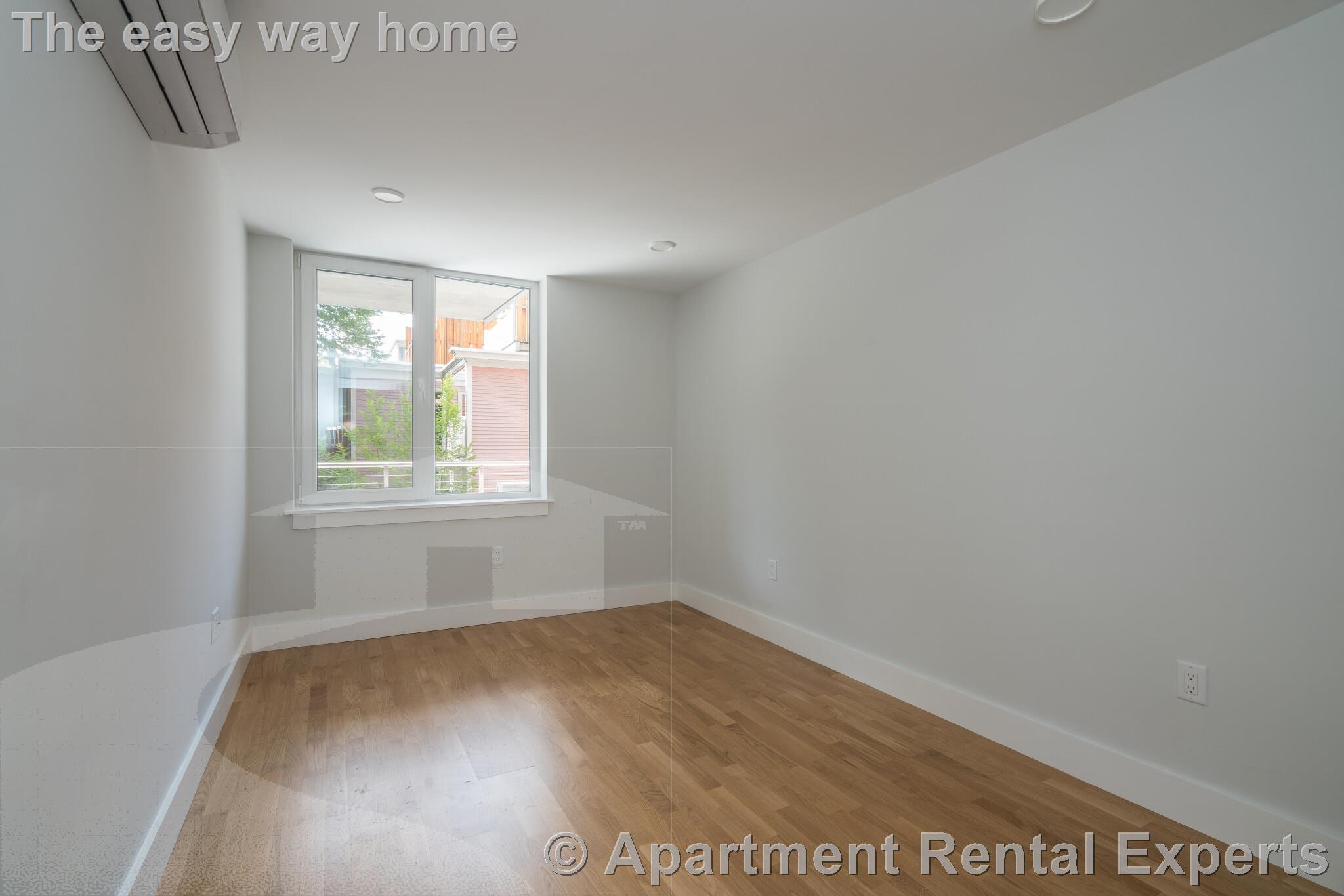 334 Harvard St, Harvard Square