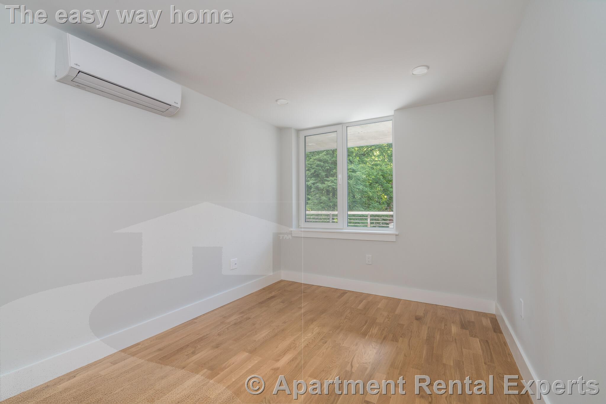 334 Harvard St, Harvard Square