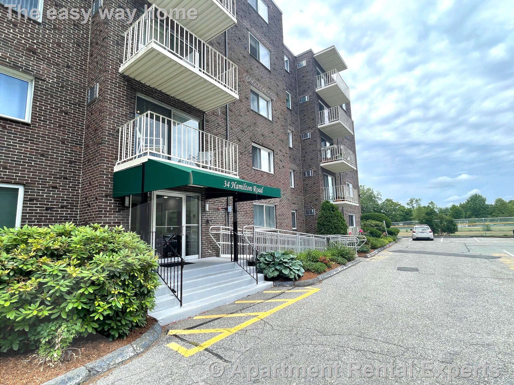 34 Hamilton Rd, Arlington Center