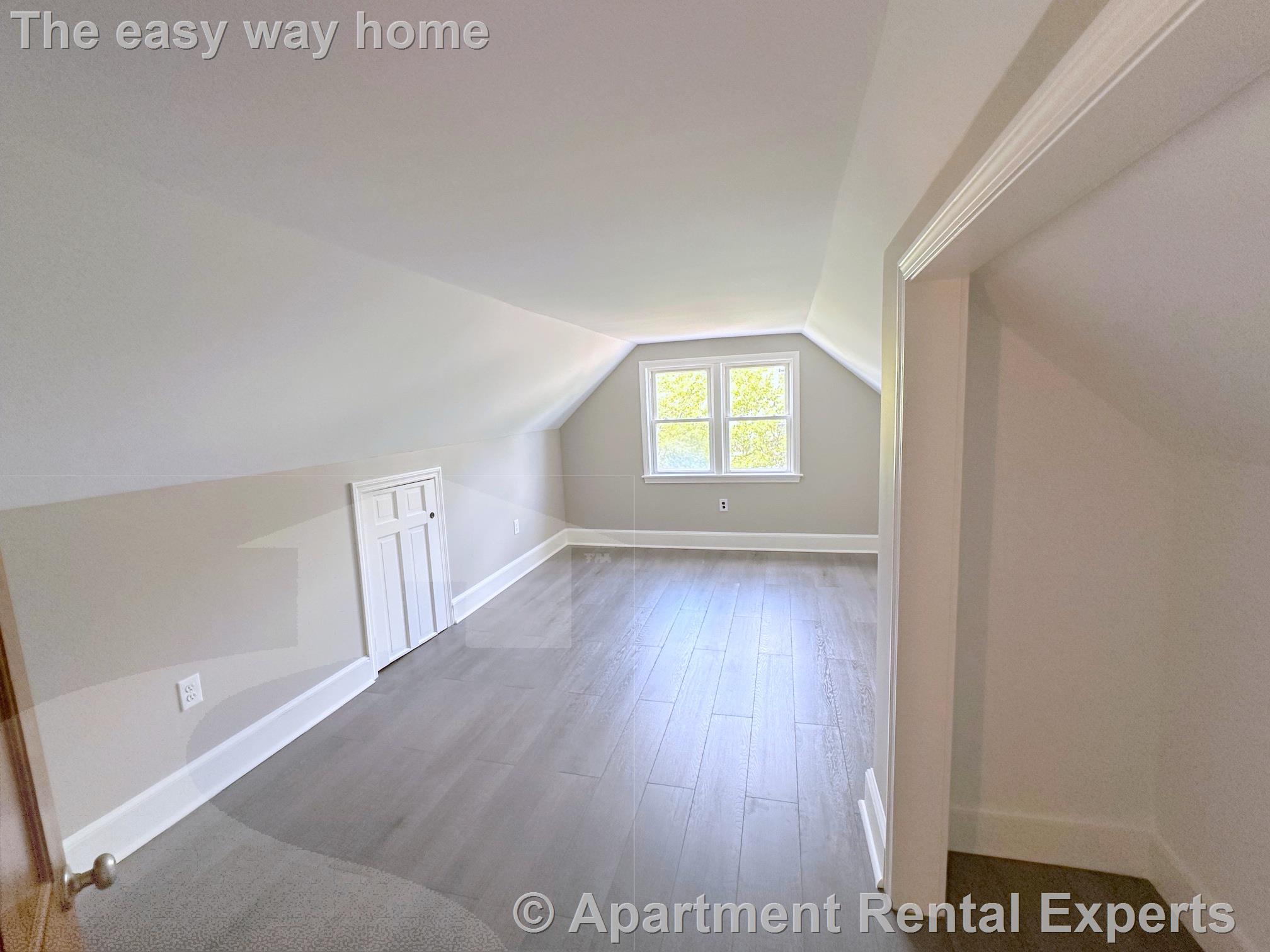 46 Newbury St, Davis Square