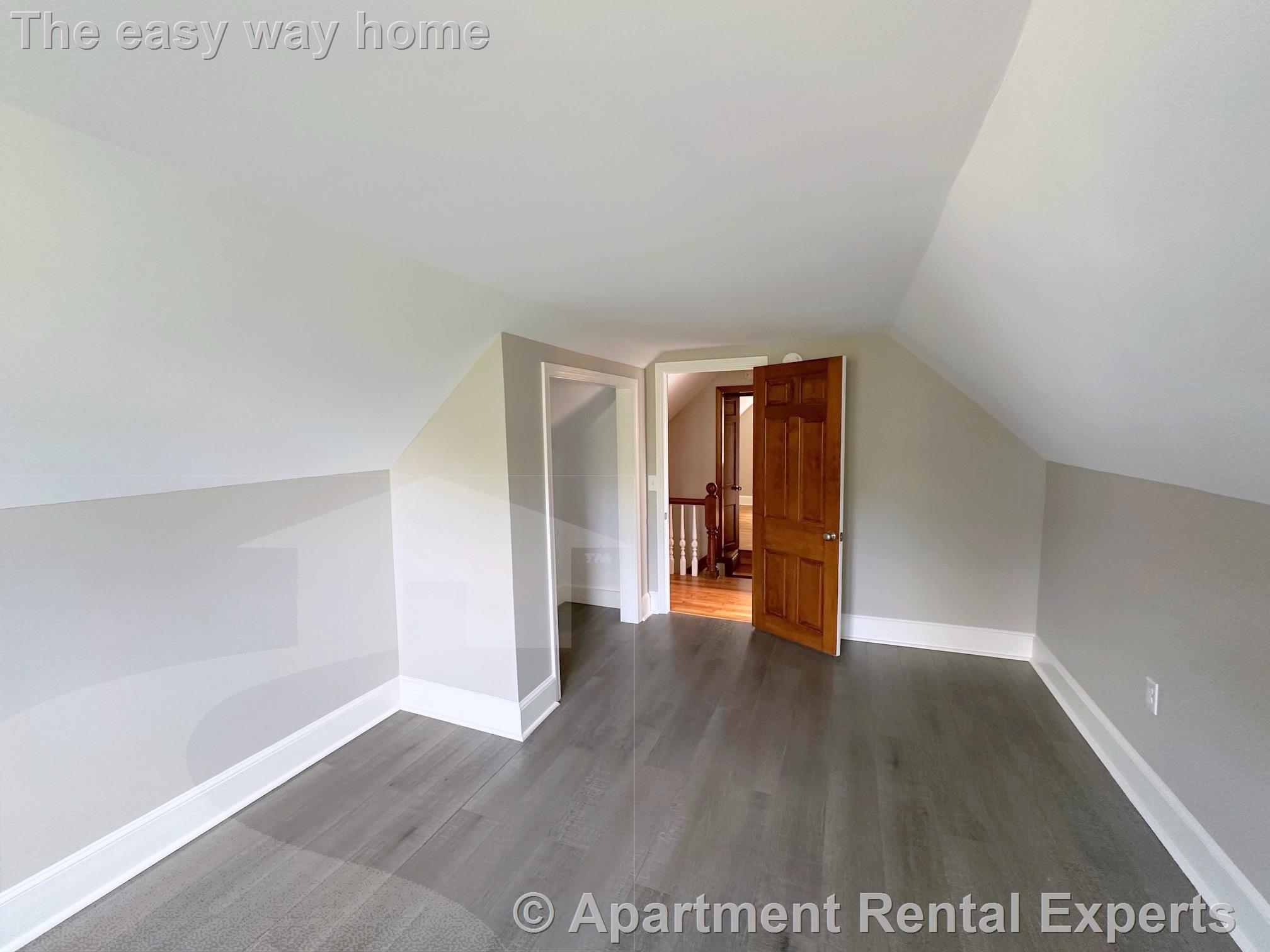 46 Newbury St, Davis Square