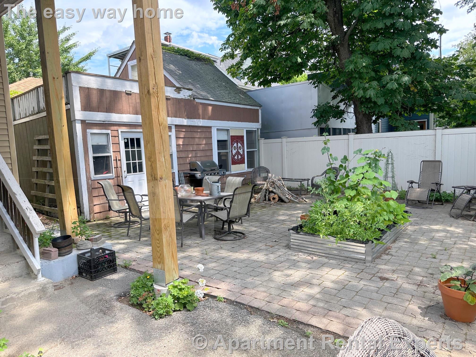 46 Newbury St, Davis Square