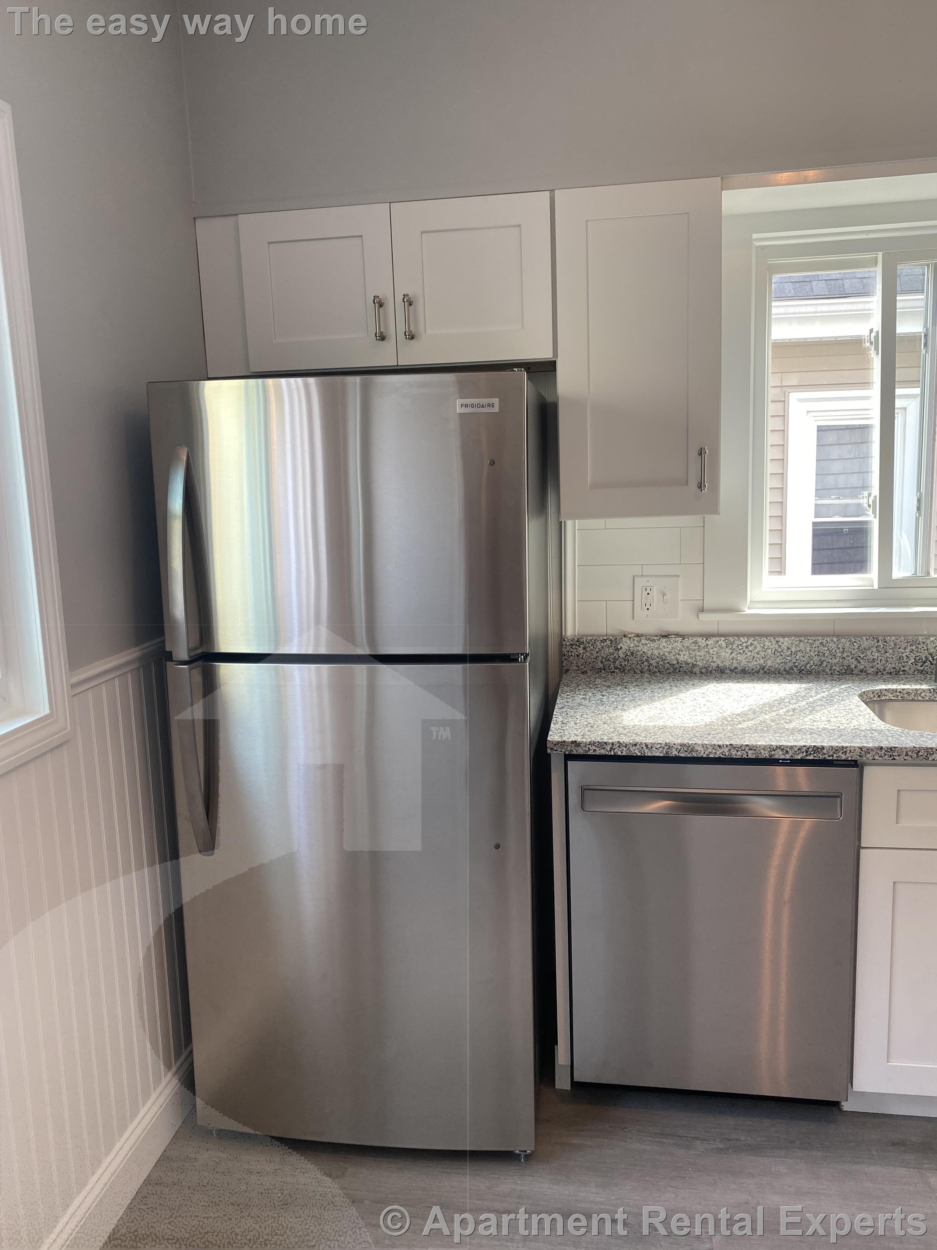 27 Packard Ave, Davis Square