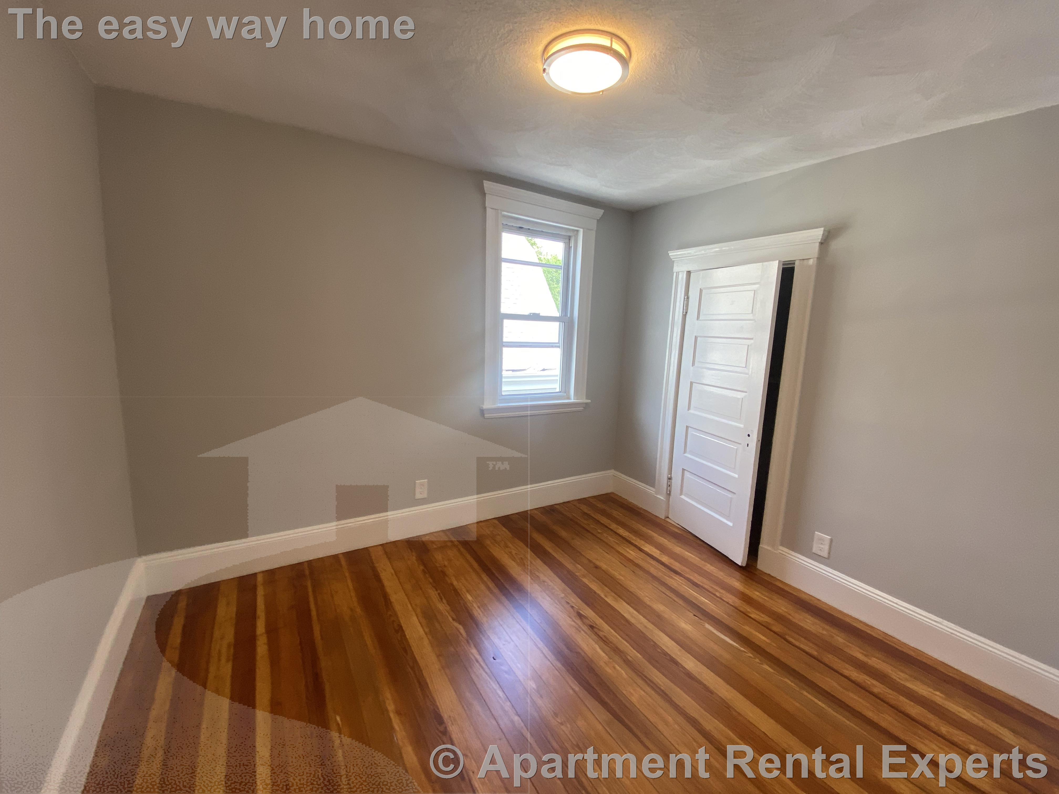 27 Packard Ave, Davis Square