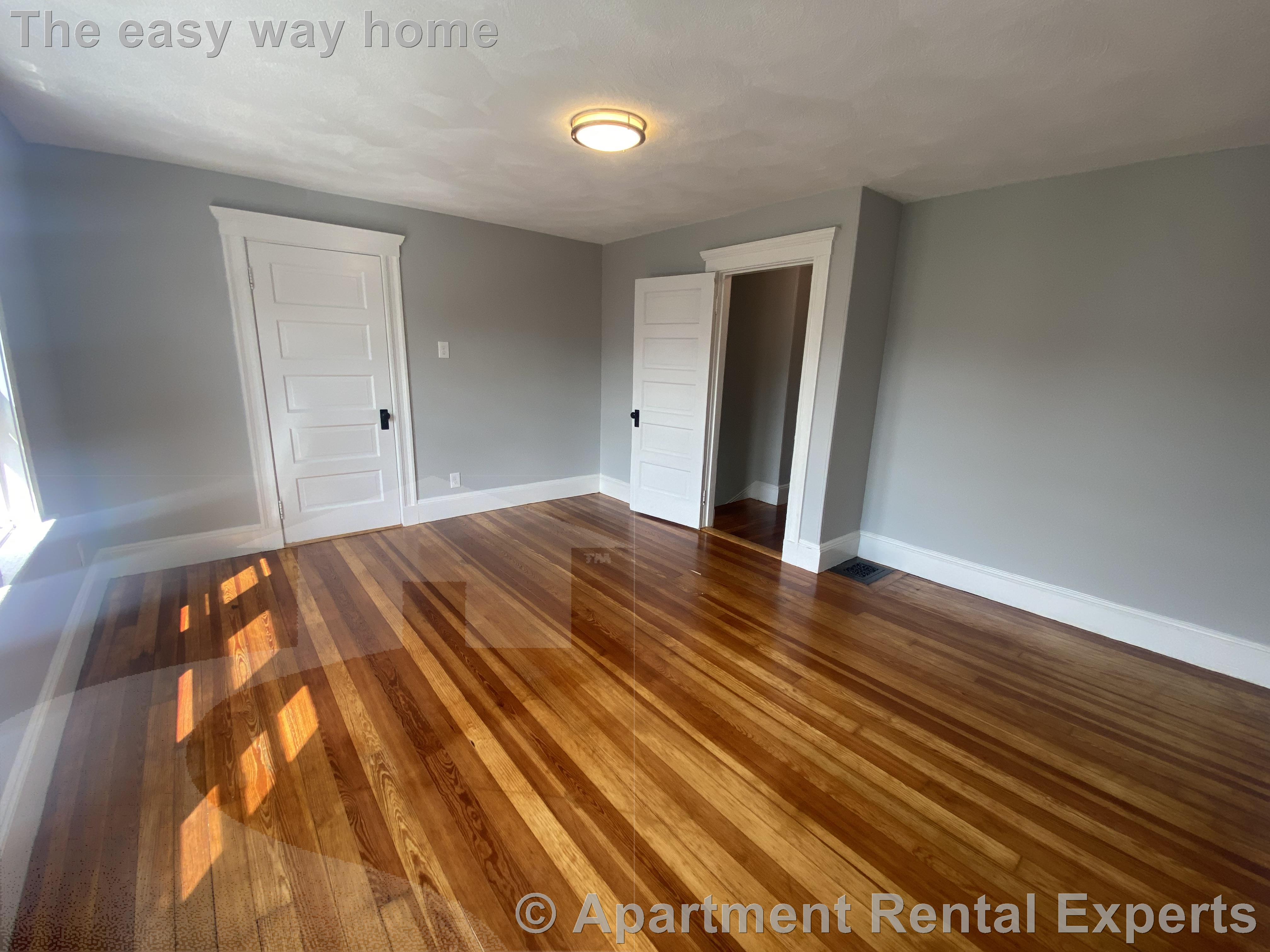 27 Packard Ave, Davis Square