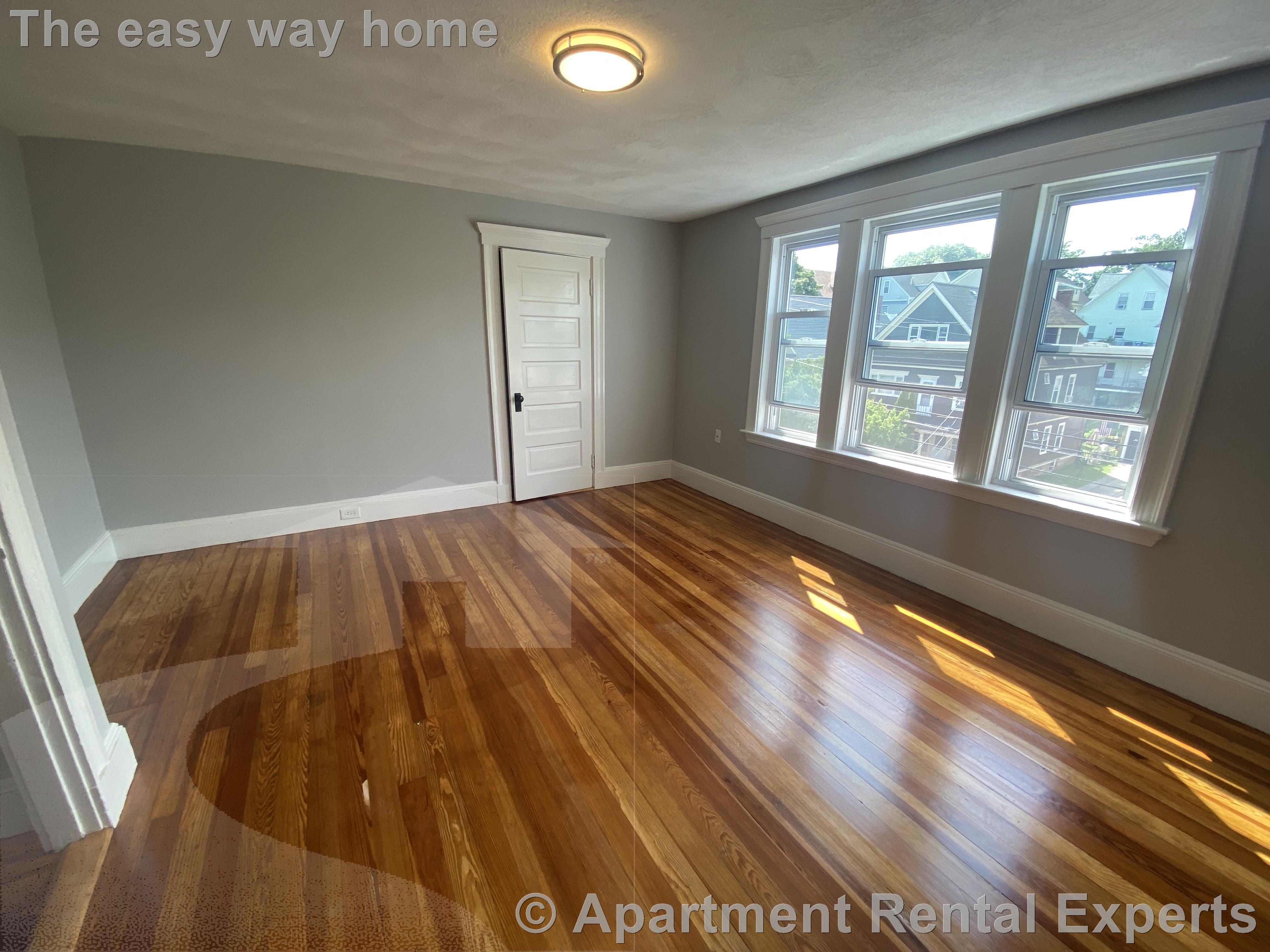 27 Packard Ave, Davis Square