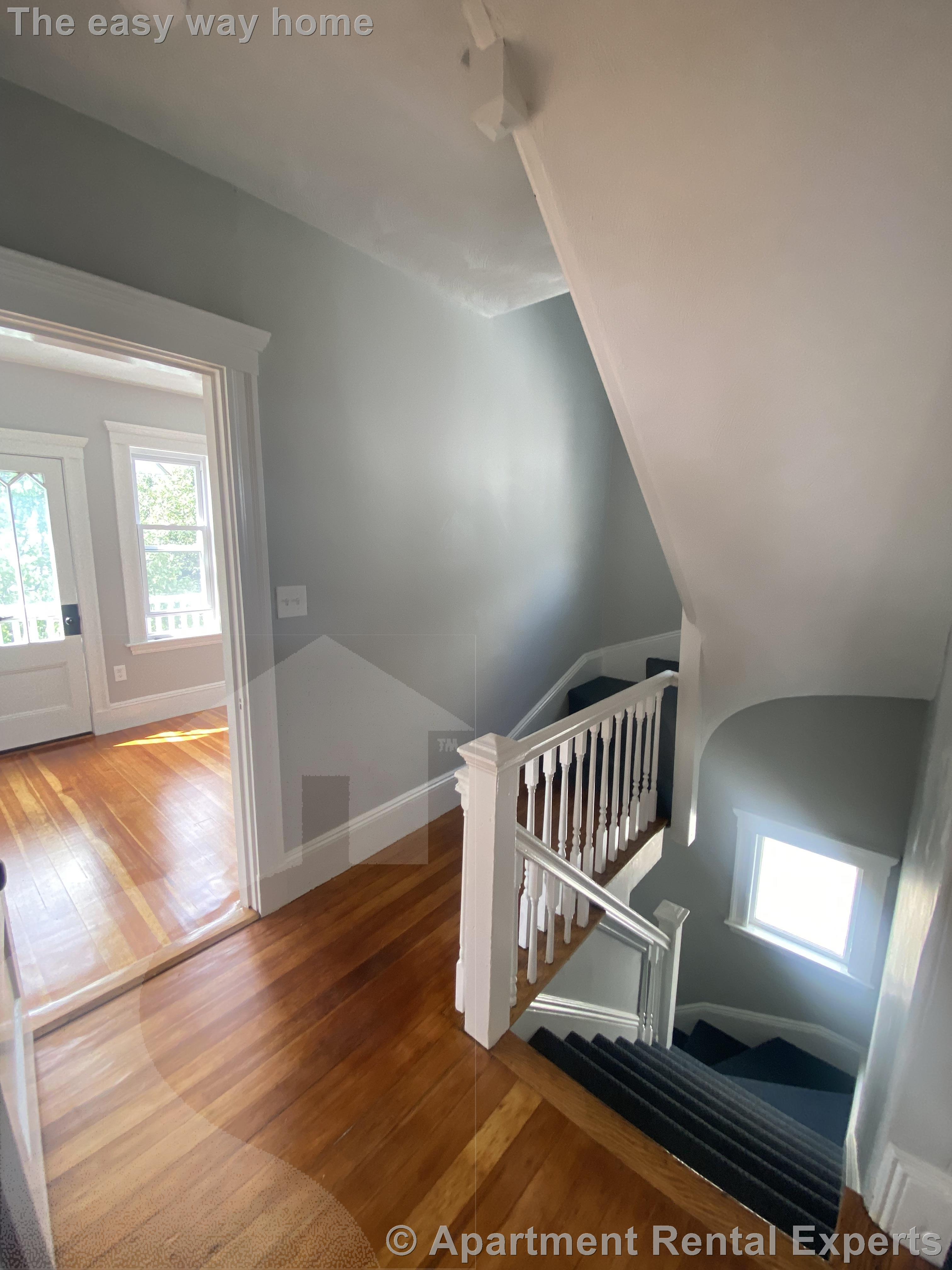 27 Packard Ave, Davis Square