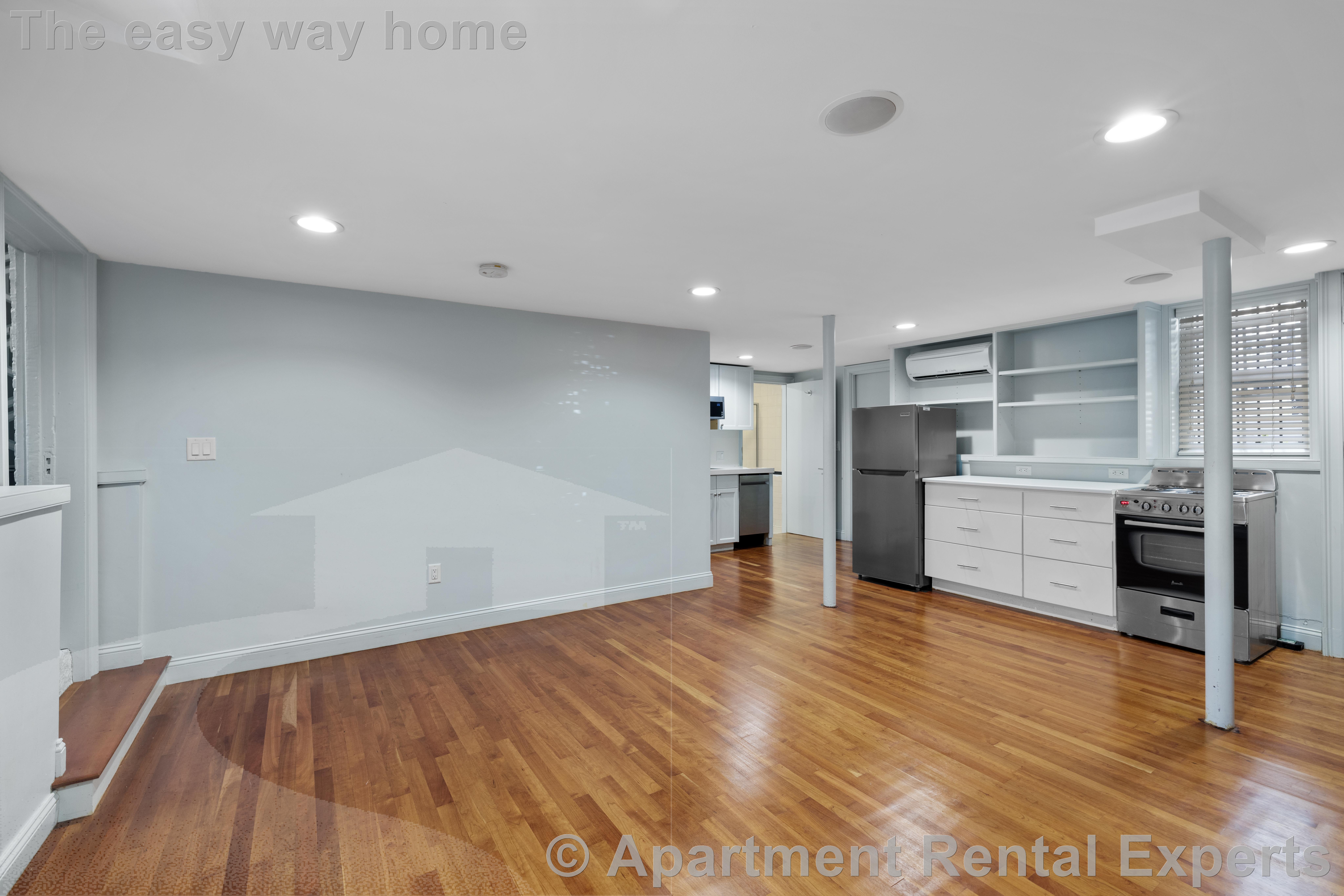 121 Columbia St, Central Square