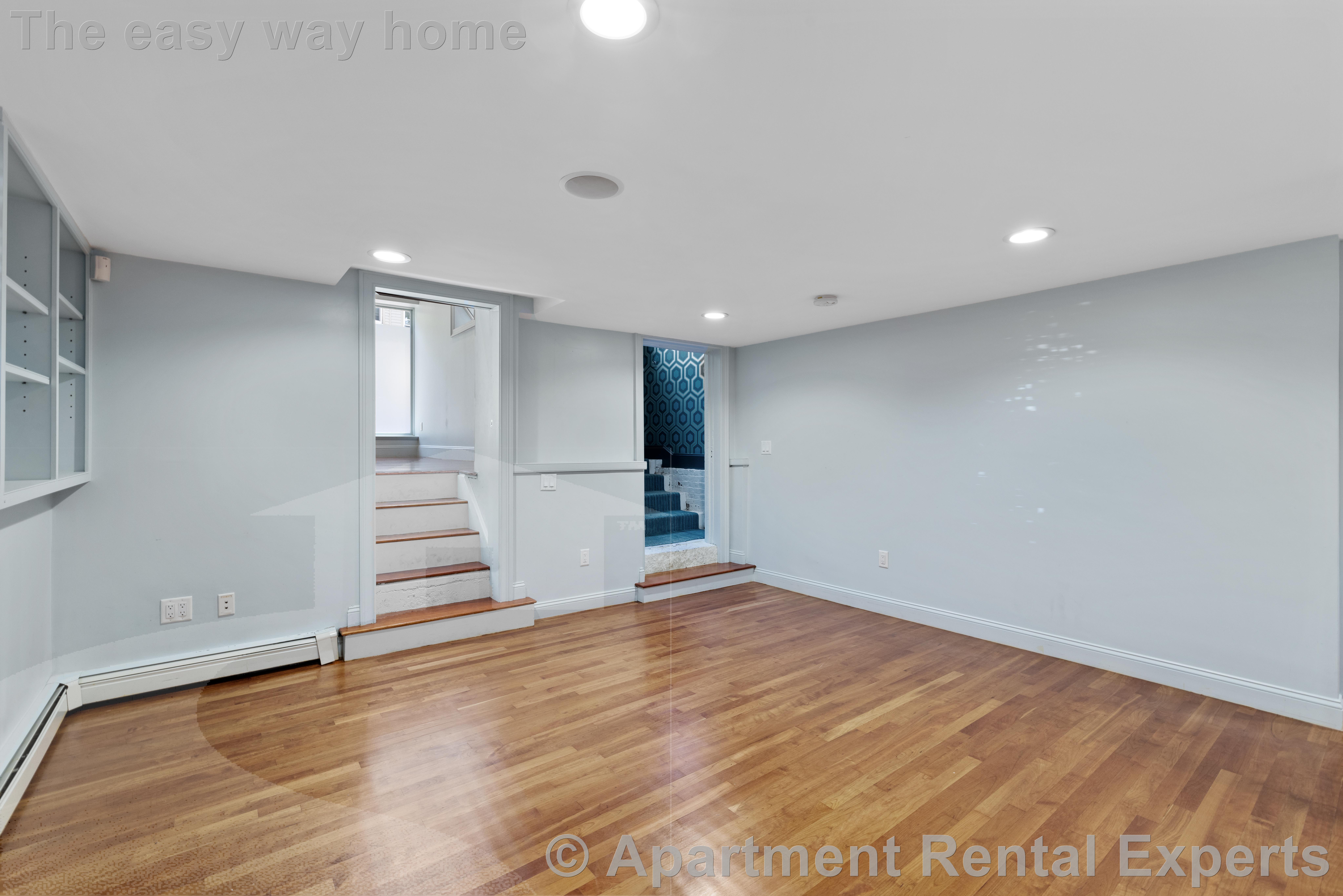 121 Columbia St, Central Square