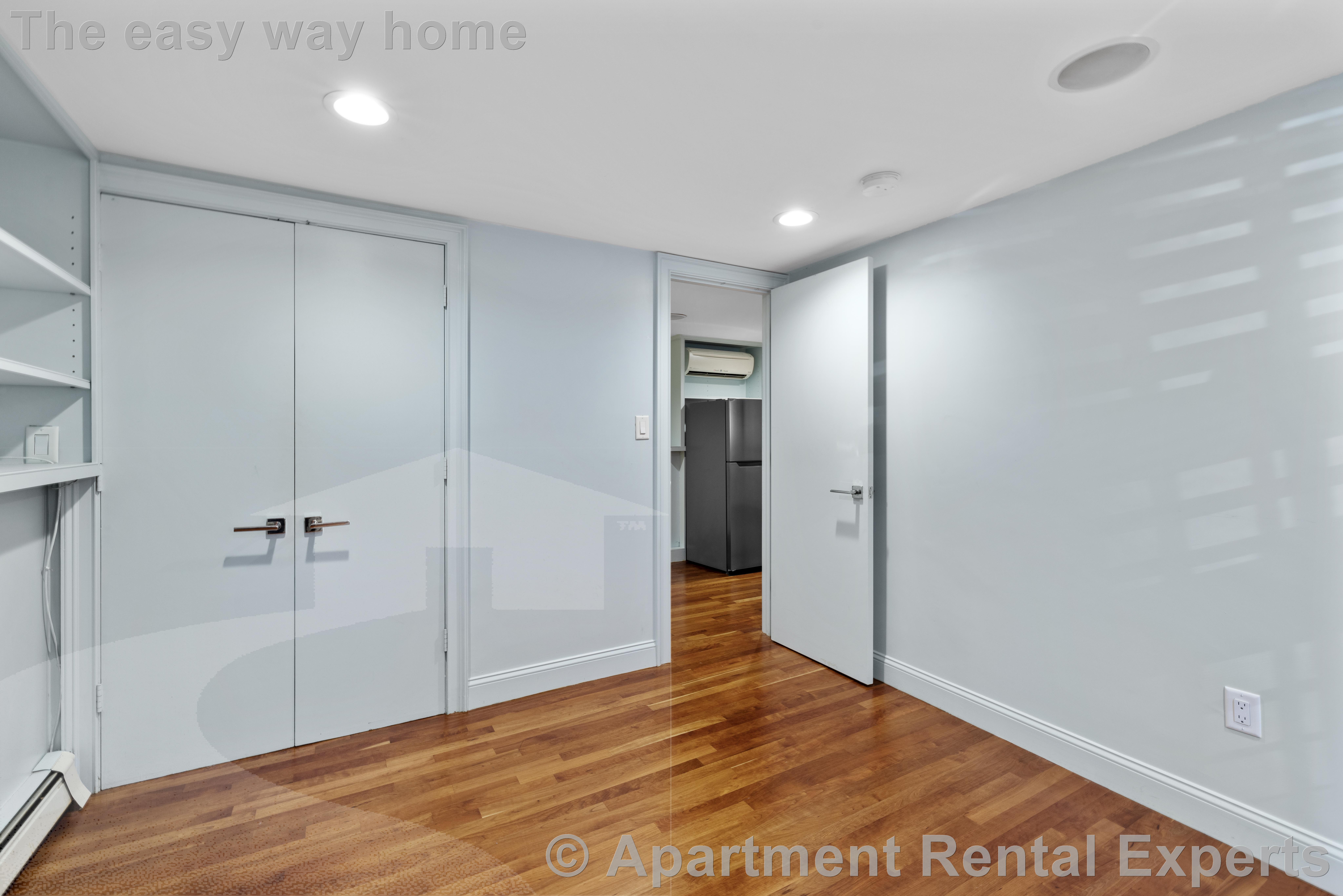 121 Columbia St, Central Square