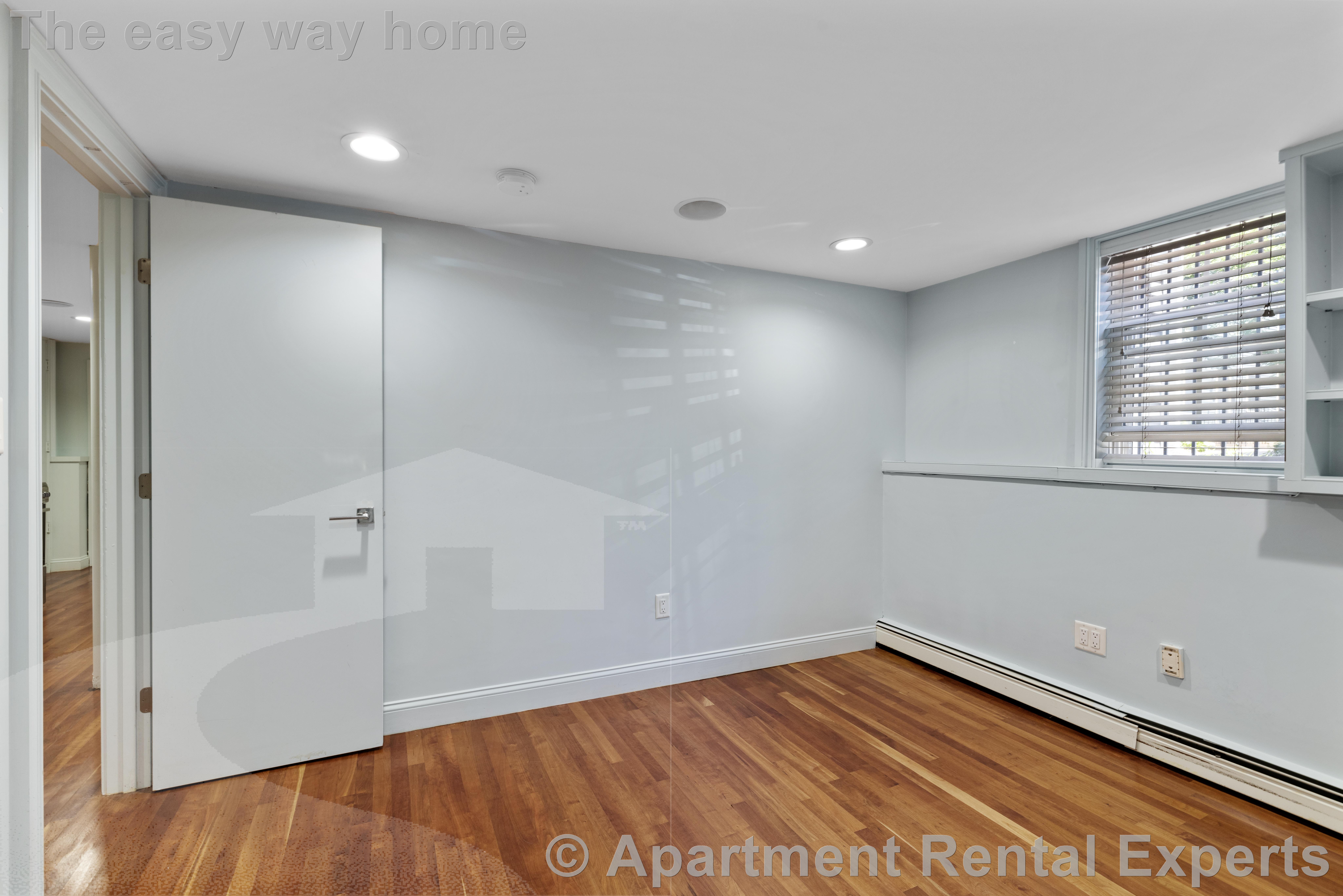 121 Columbia St, Central Square