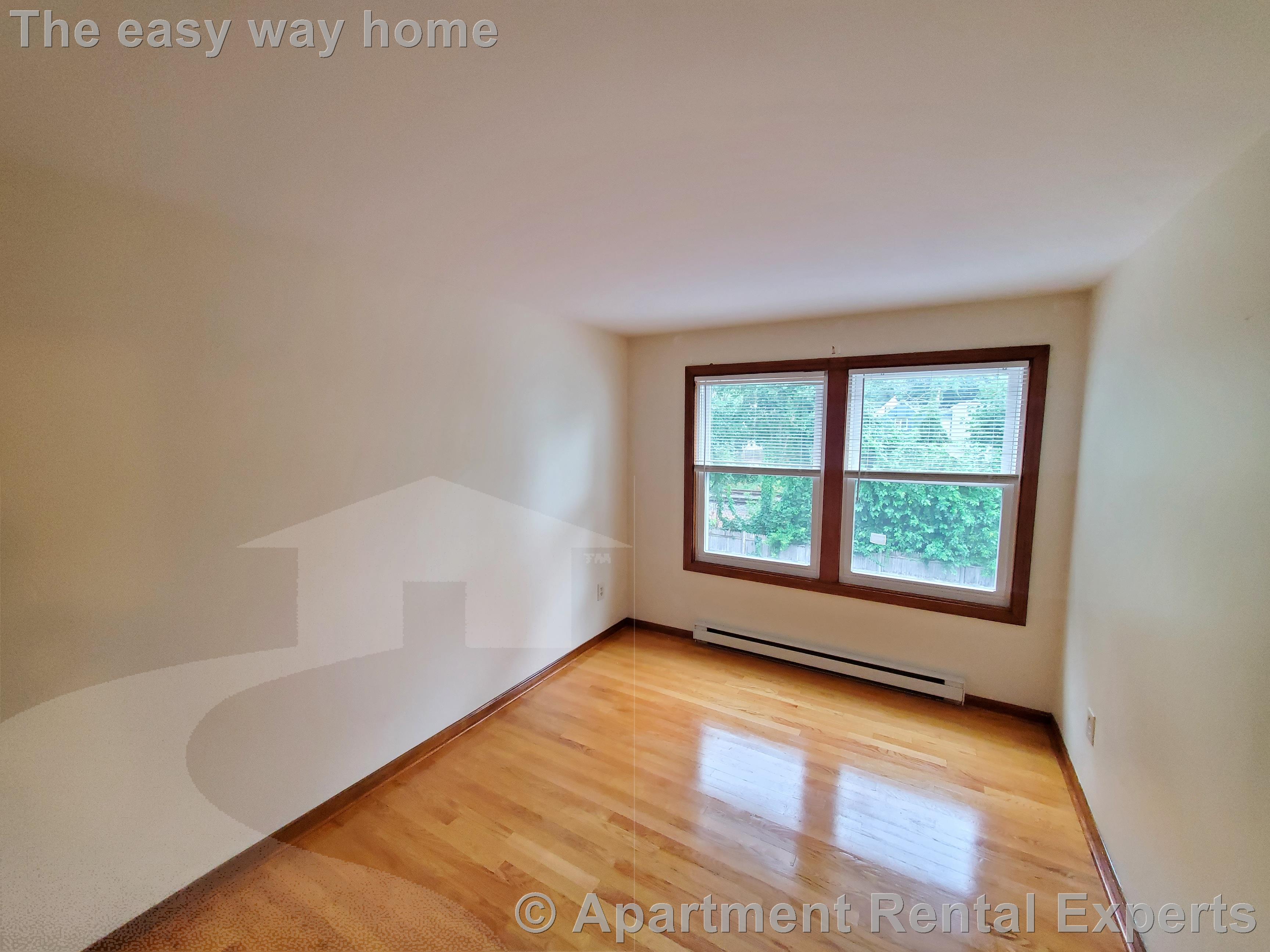 10 Waverly Pl, Melrose